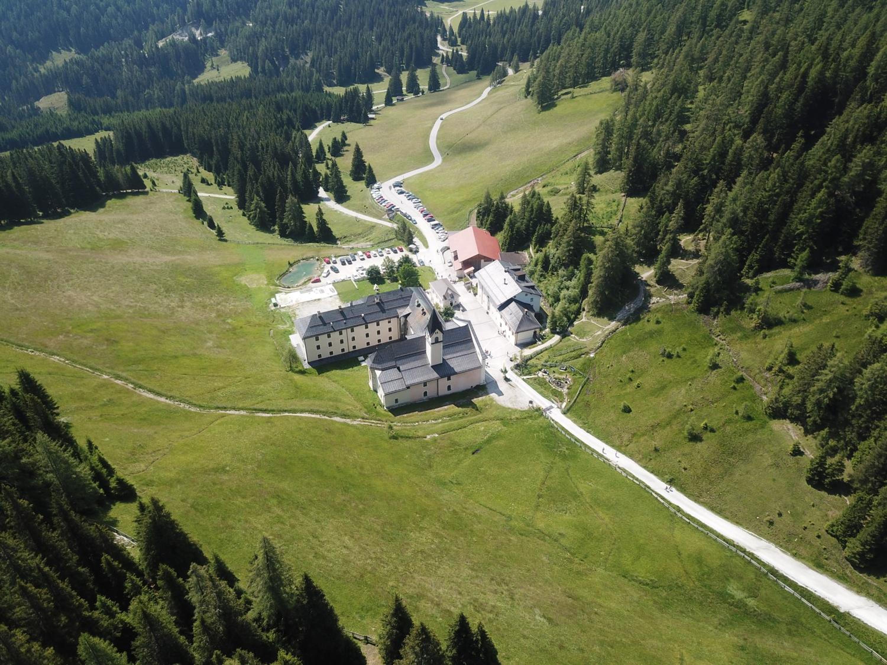Waldrast Natur Resort