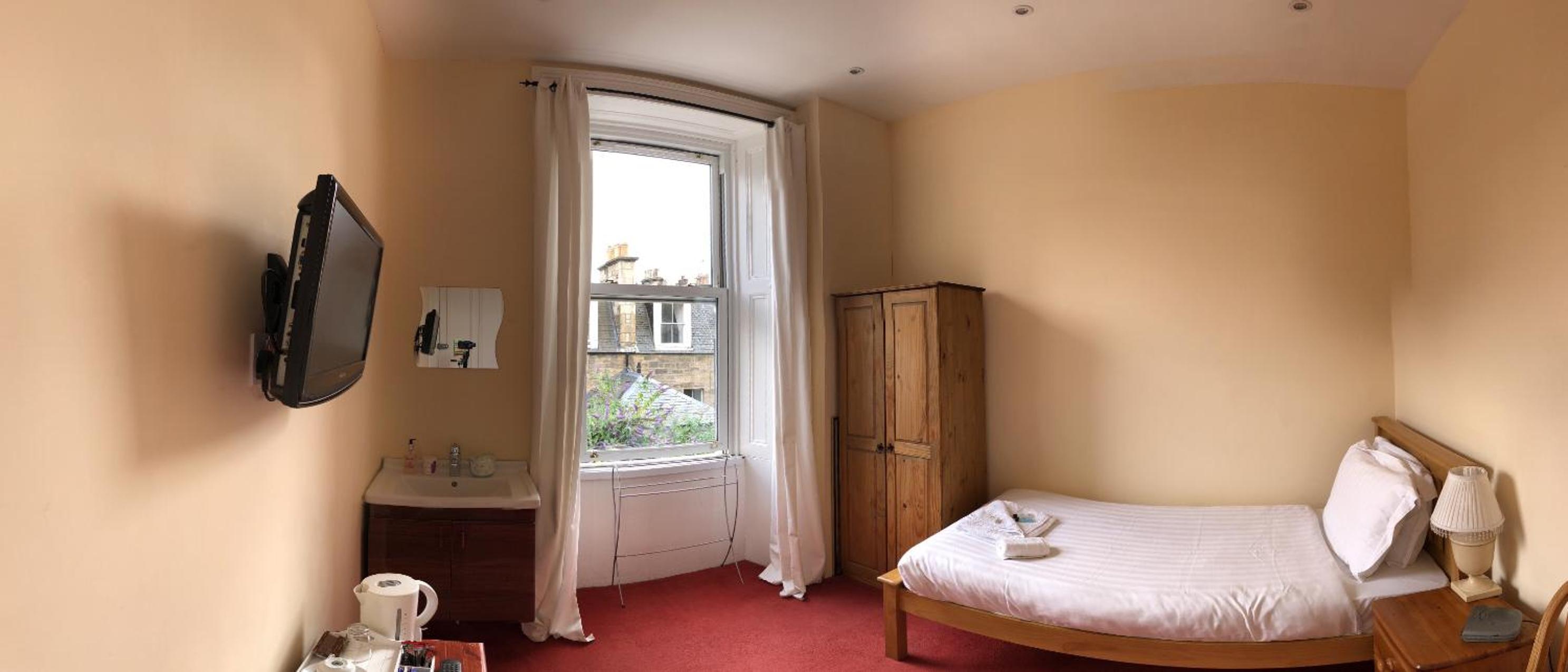 Cruachan Guest House view 4