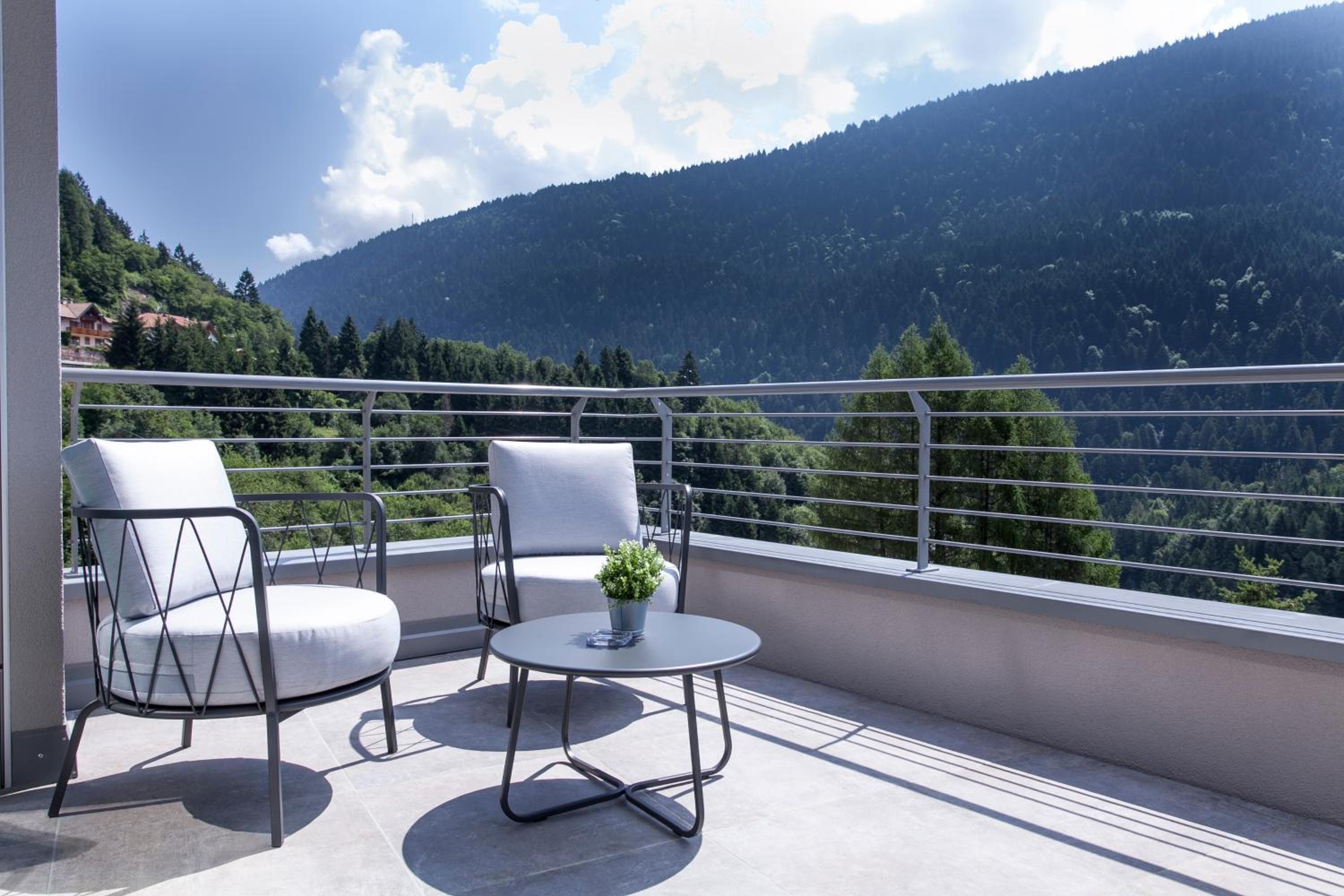 Bellavista - Lake view 5