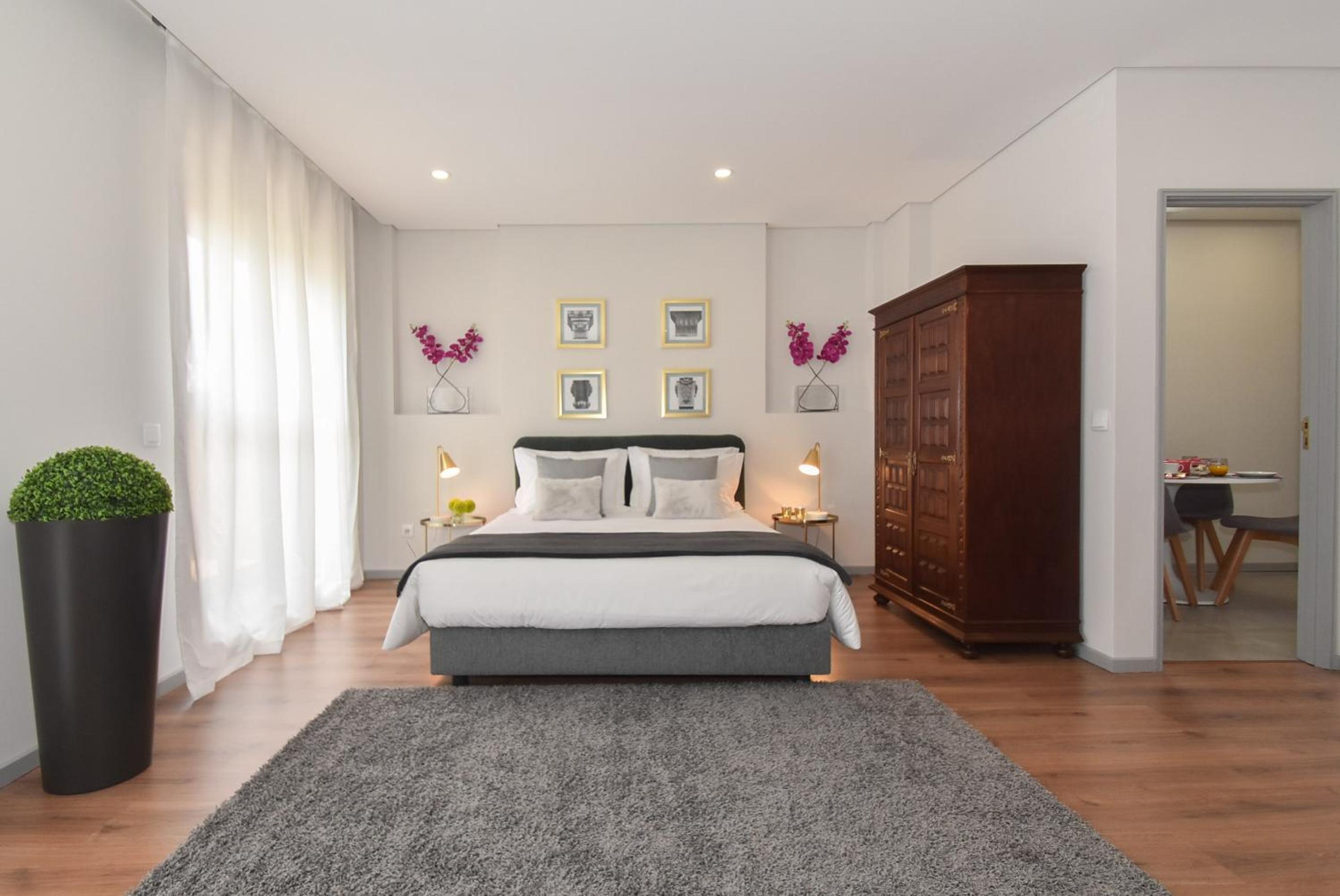 Rosario's Boutique Apartments
