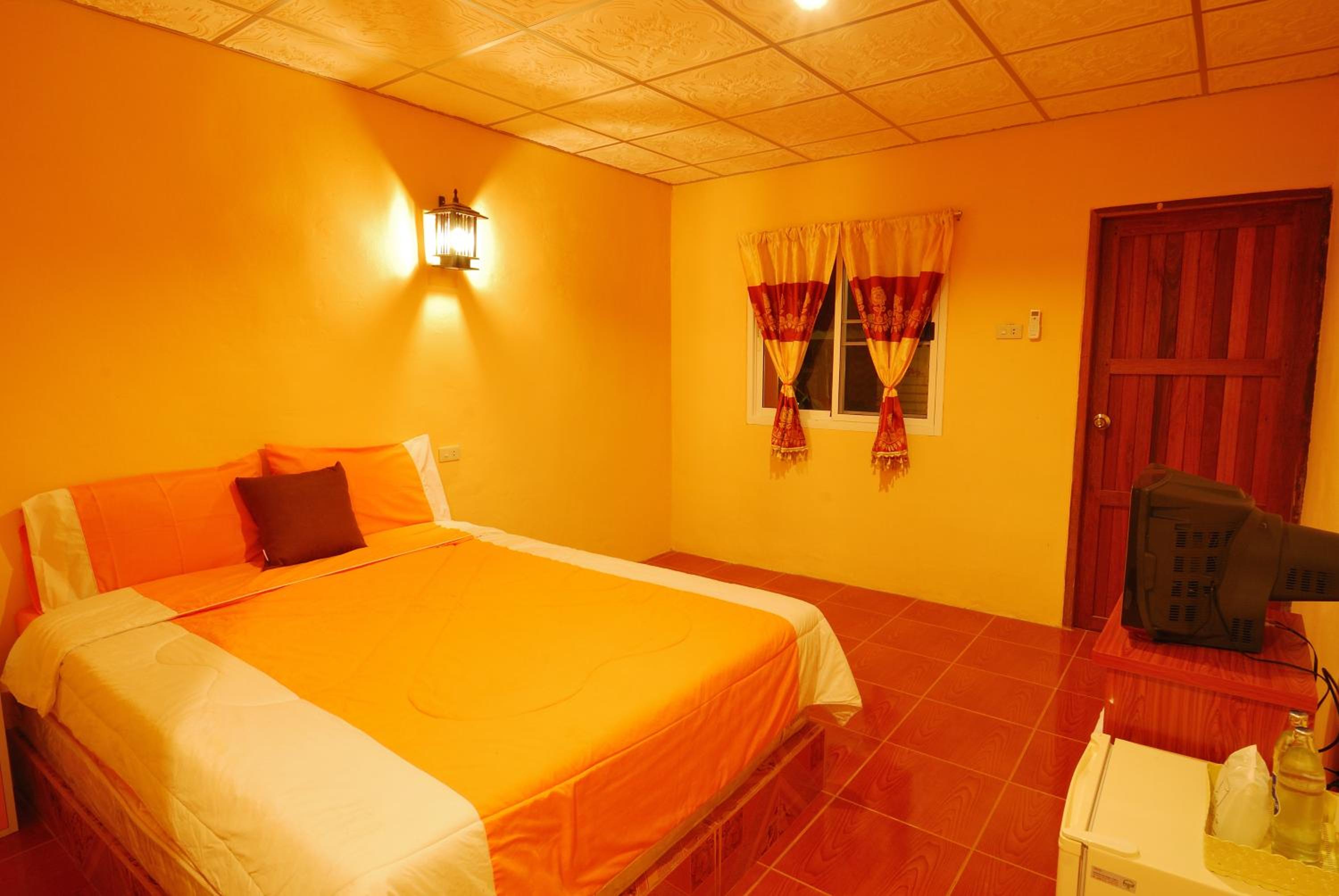 Ban Tonnam Resort