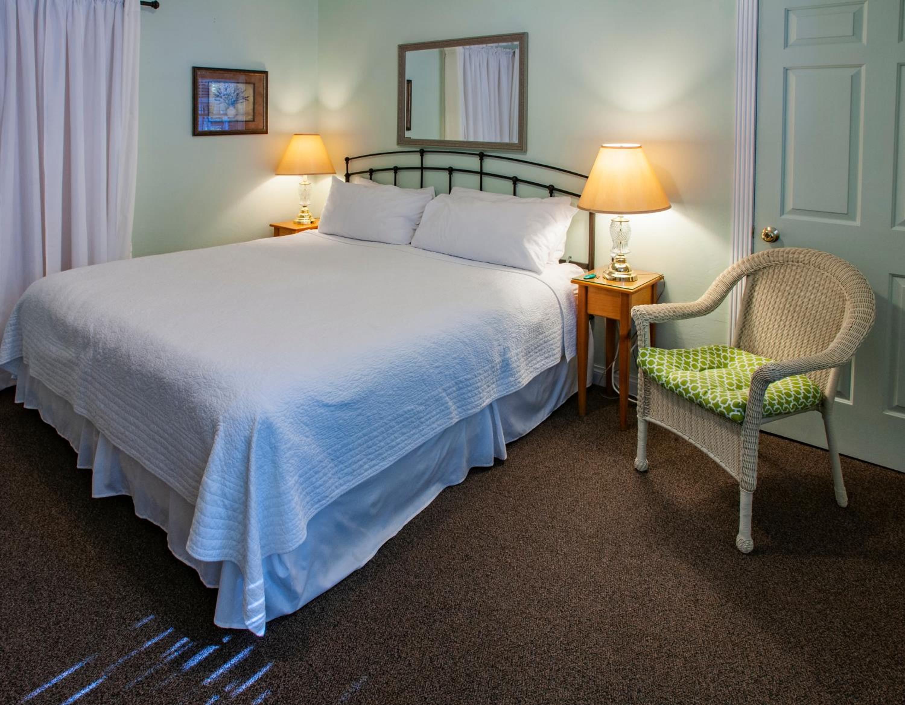 Cedar Court Inn