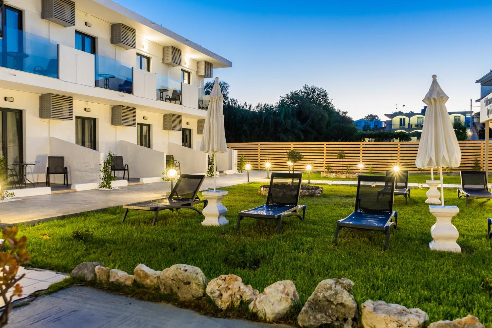 Rooms 48 by Zante Plaza