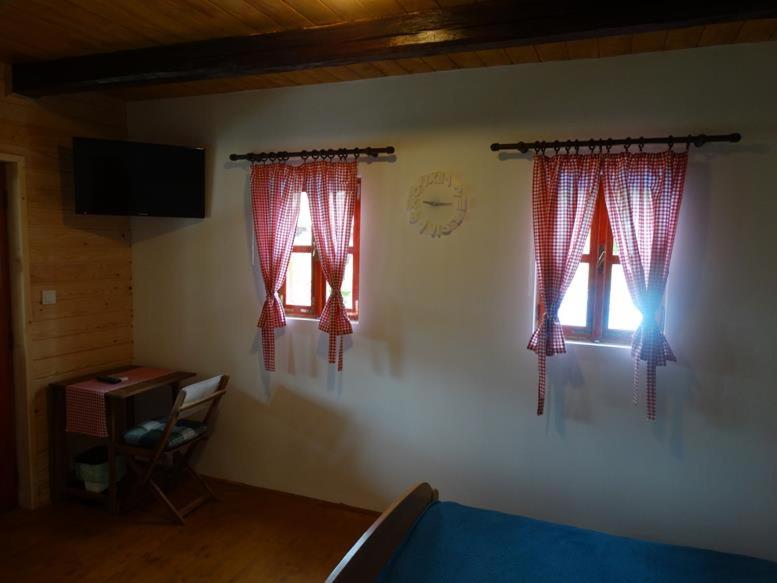 Photo 42