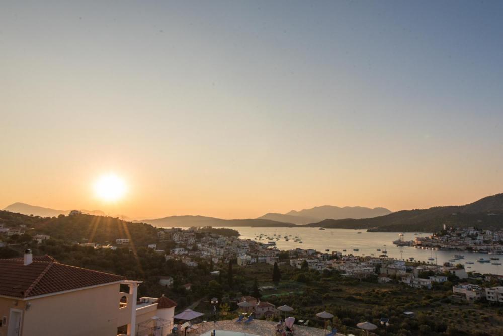 Poros View