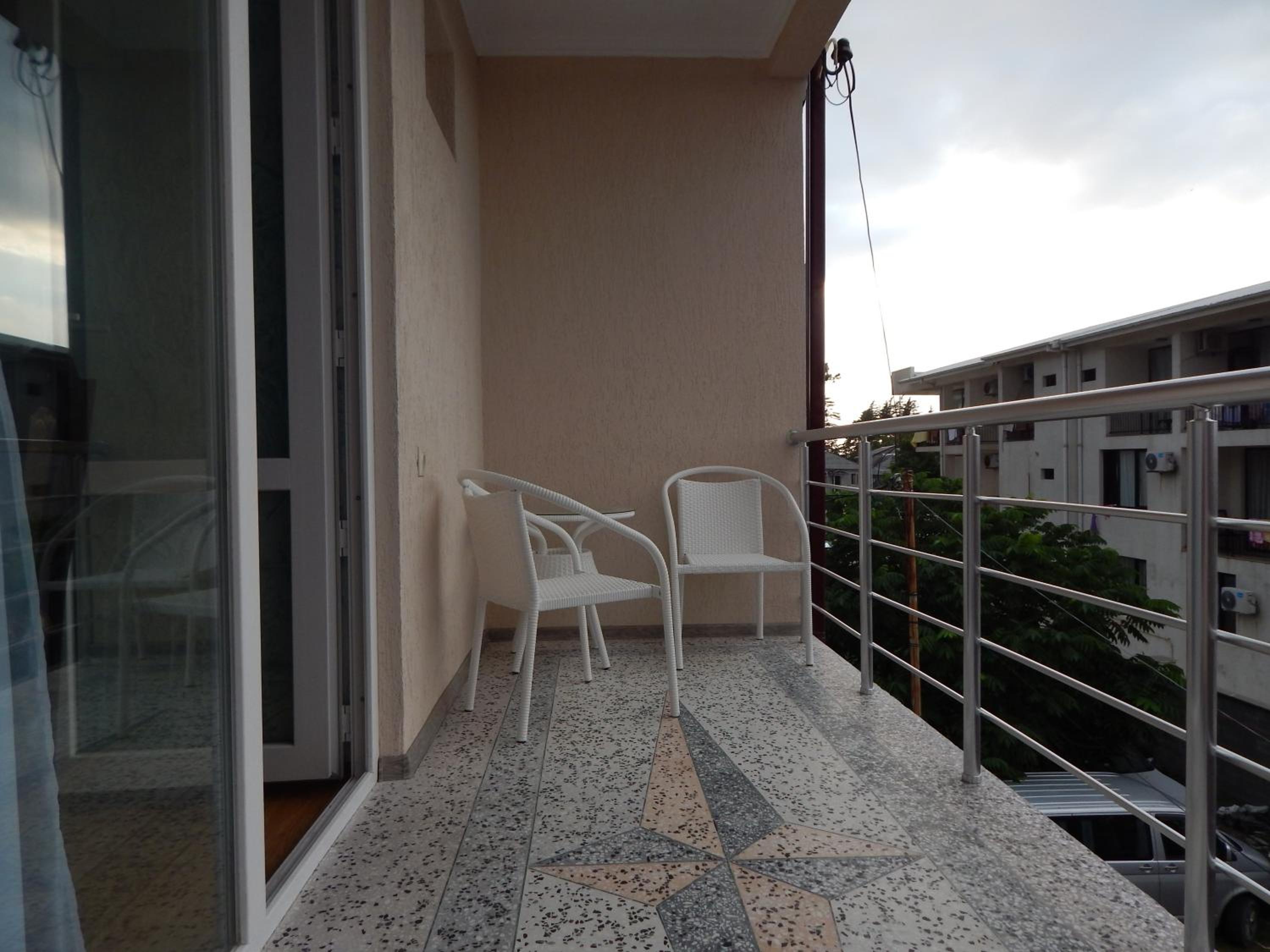 Photo 42
