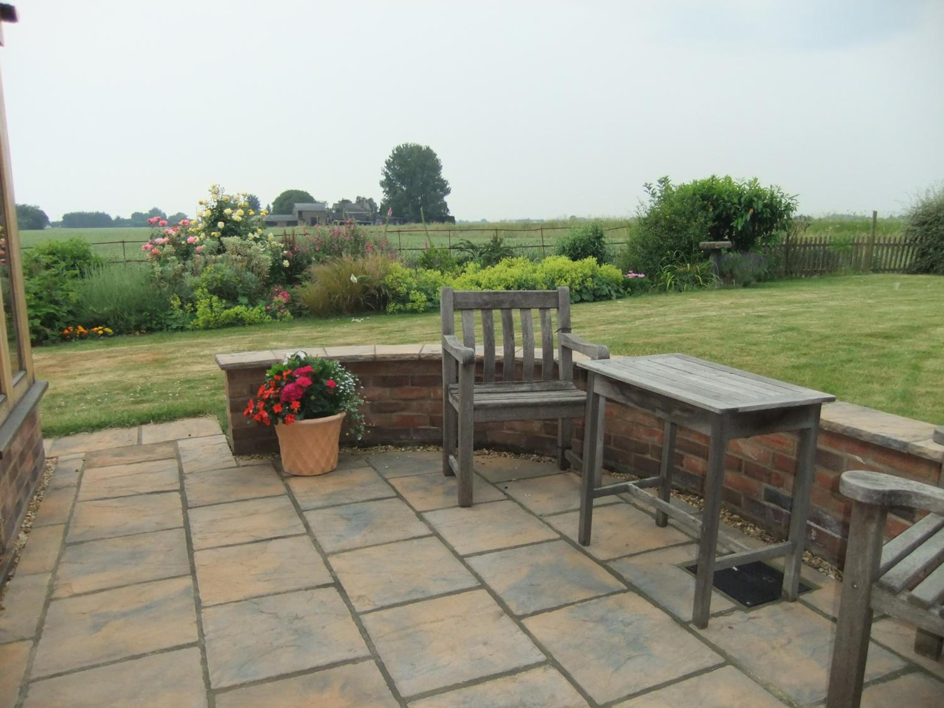 Kings Lynn Vacations - St Mary's Lodge B and B - Property Image 17