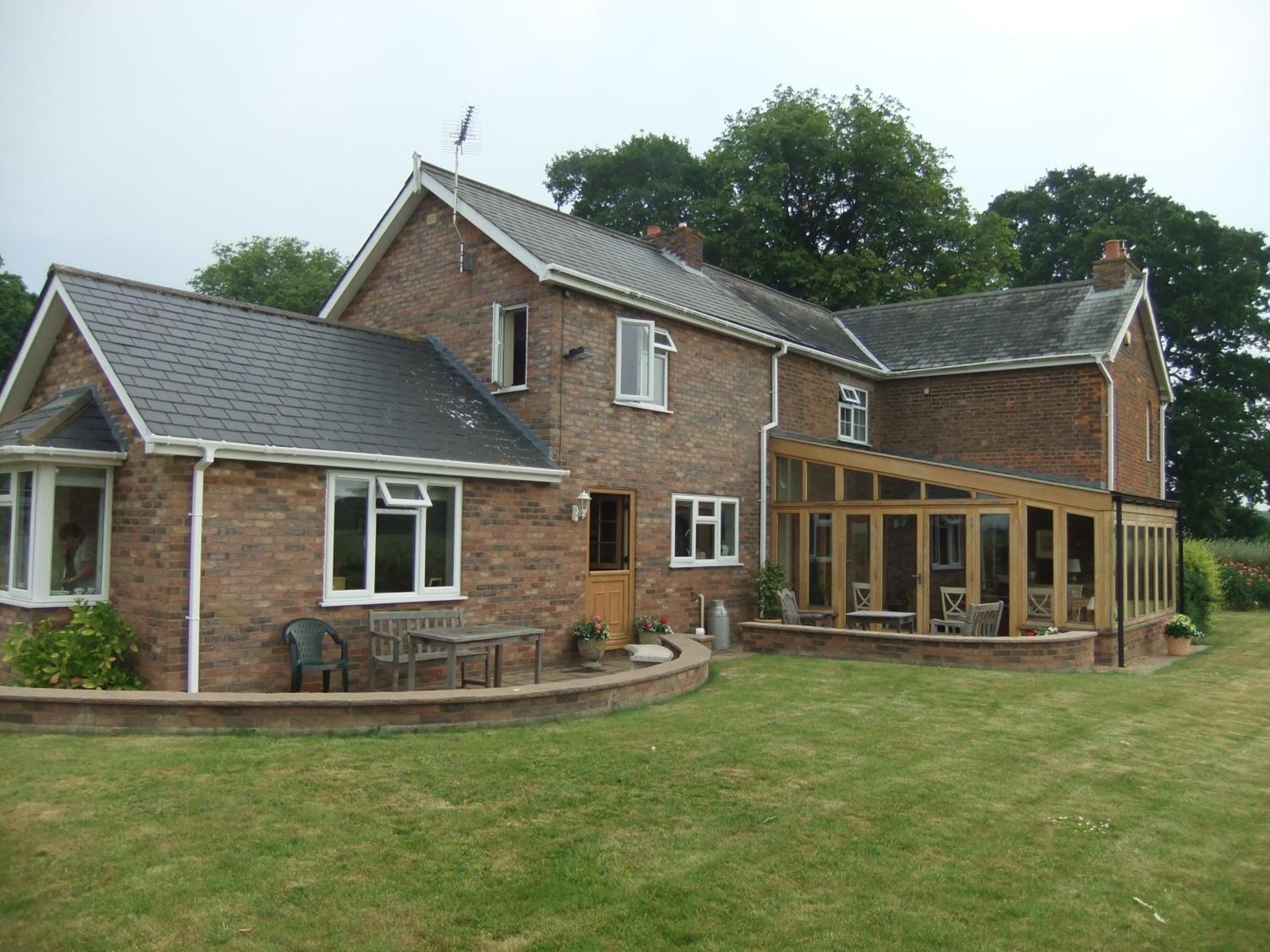 Kings Lynn Vacations - St Mary's Lodge B and B - Property Image 19