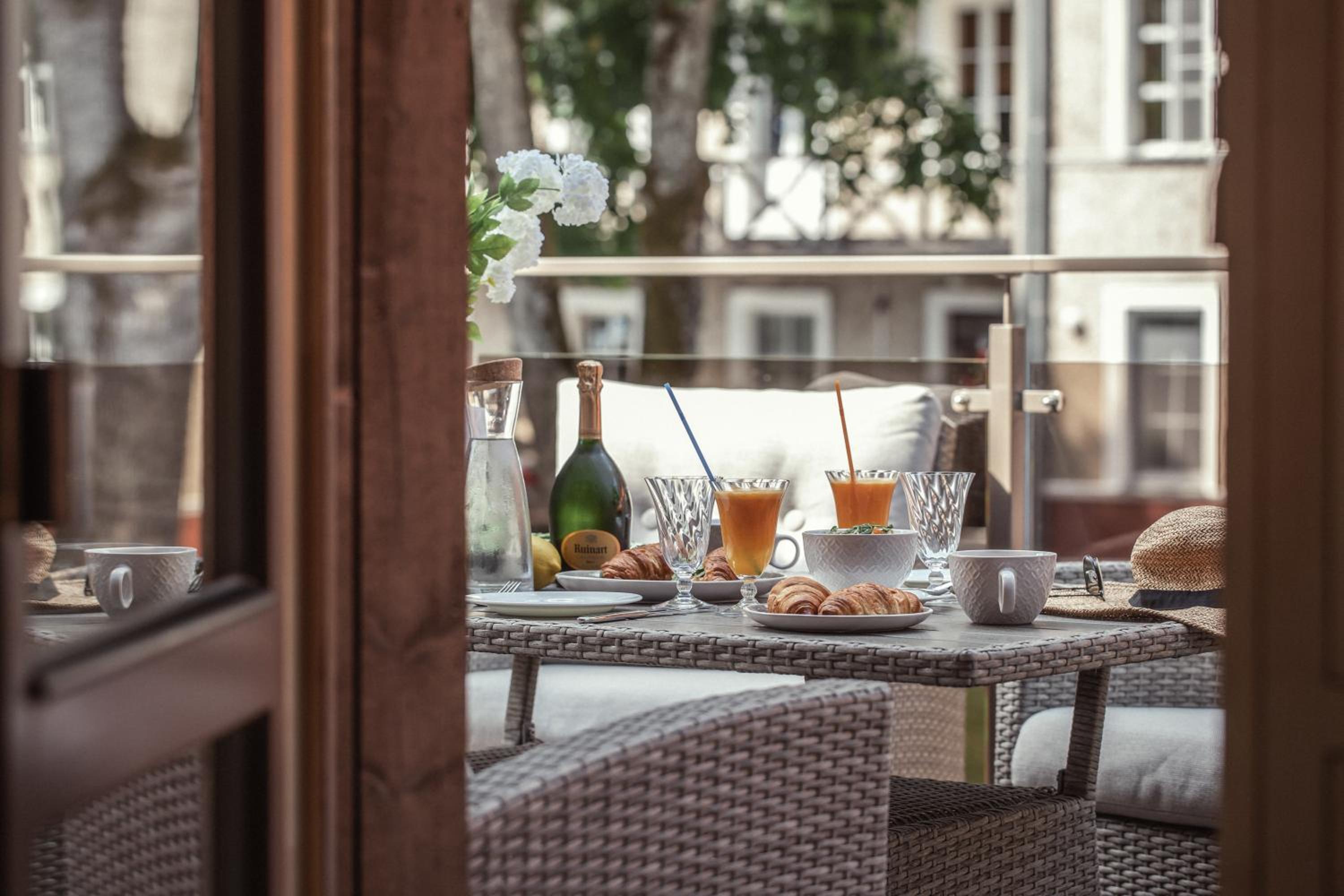 balance & terrace