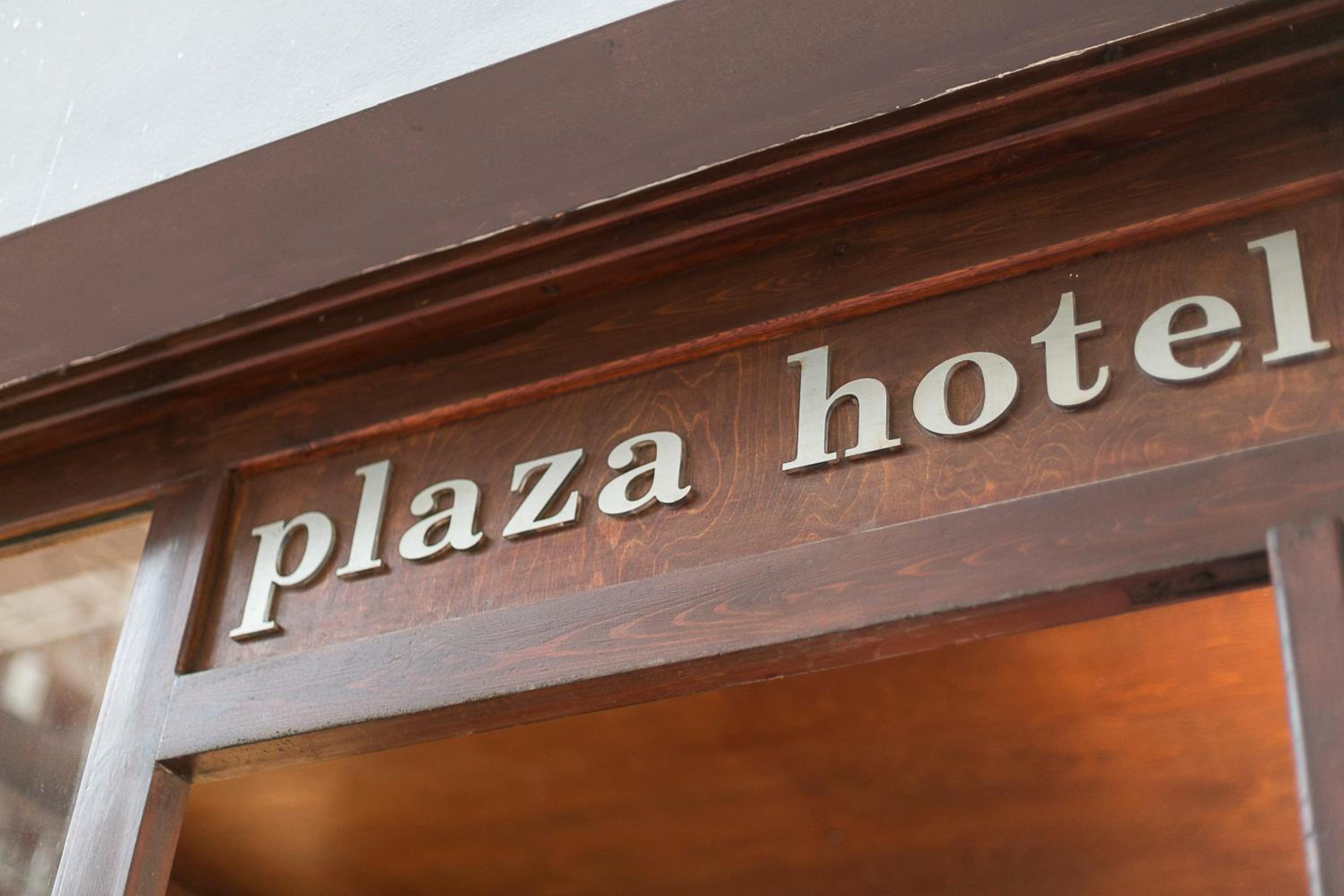 Plaza Hotel, Philian Hotels and Resorts