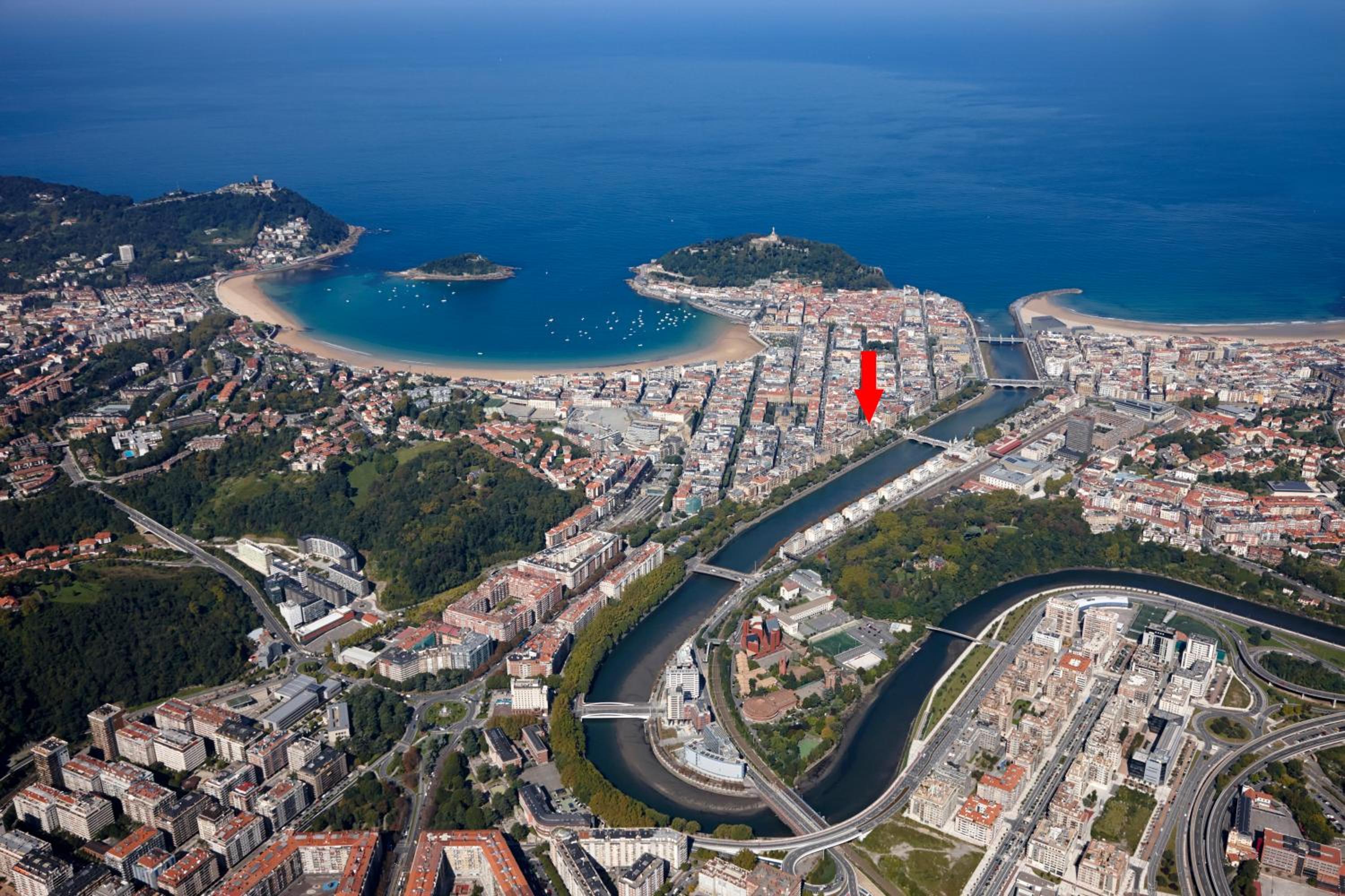 Moon River by FeelFree Rentals