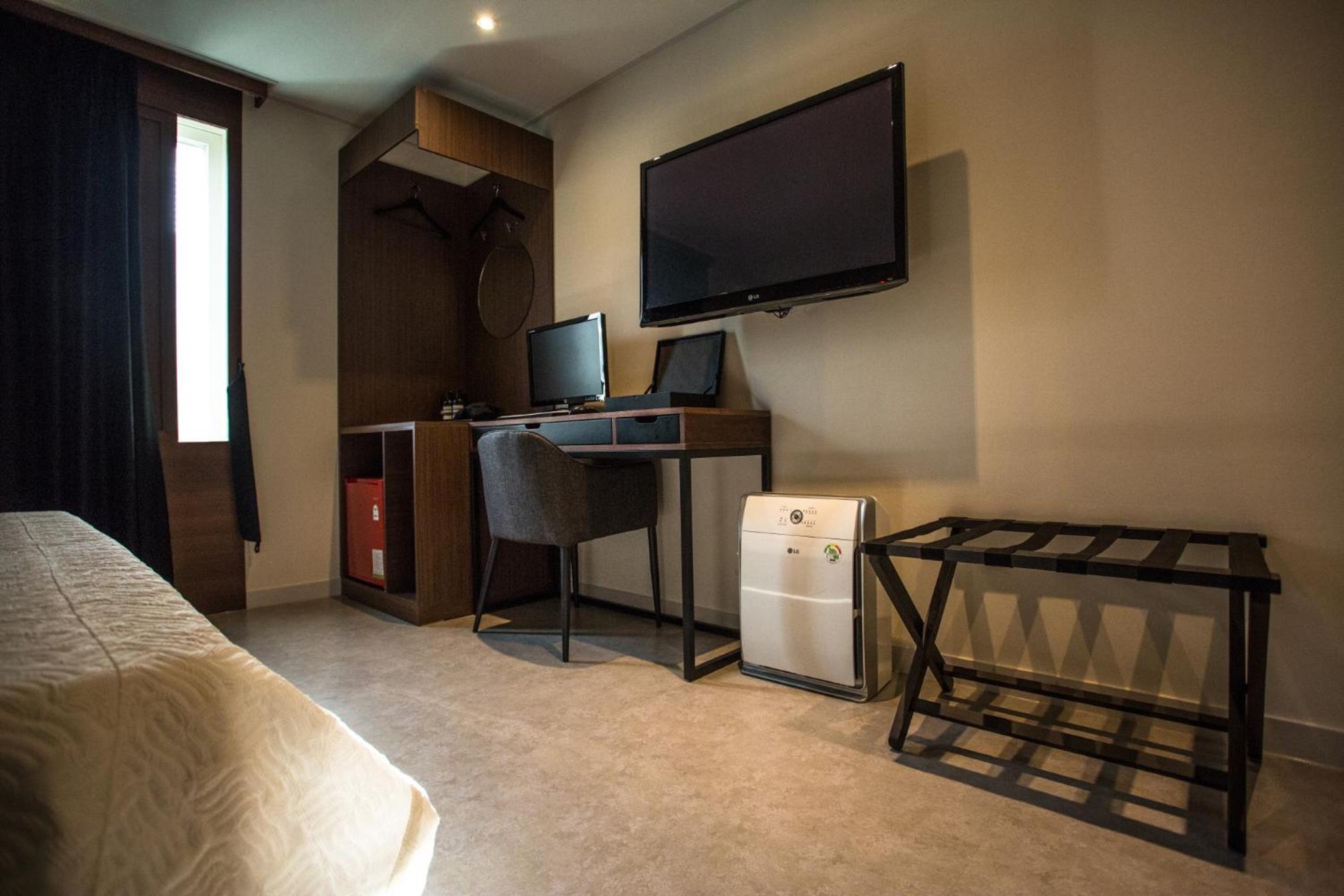 Hotel Egg