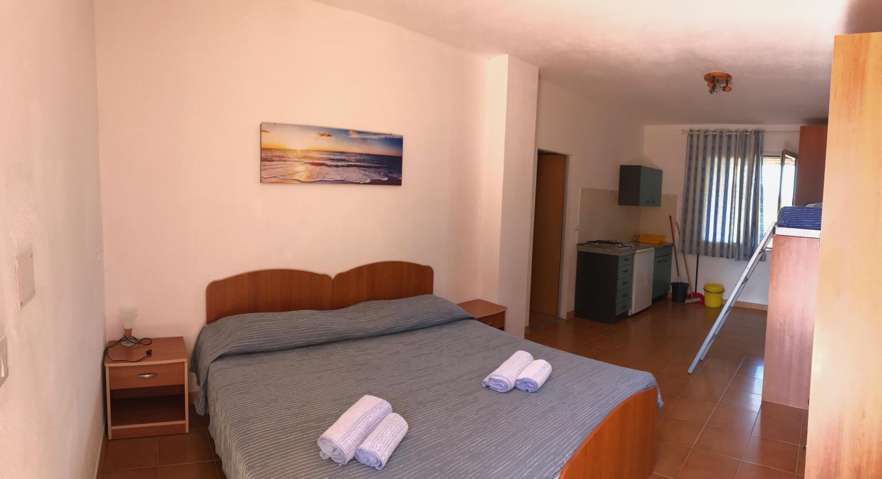 Camping Ermosa