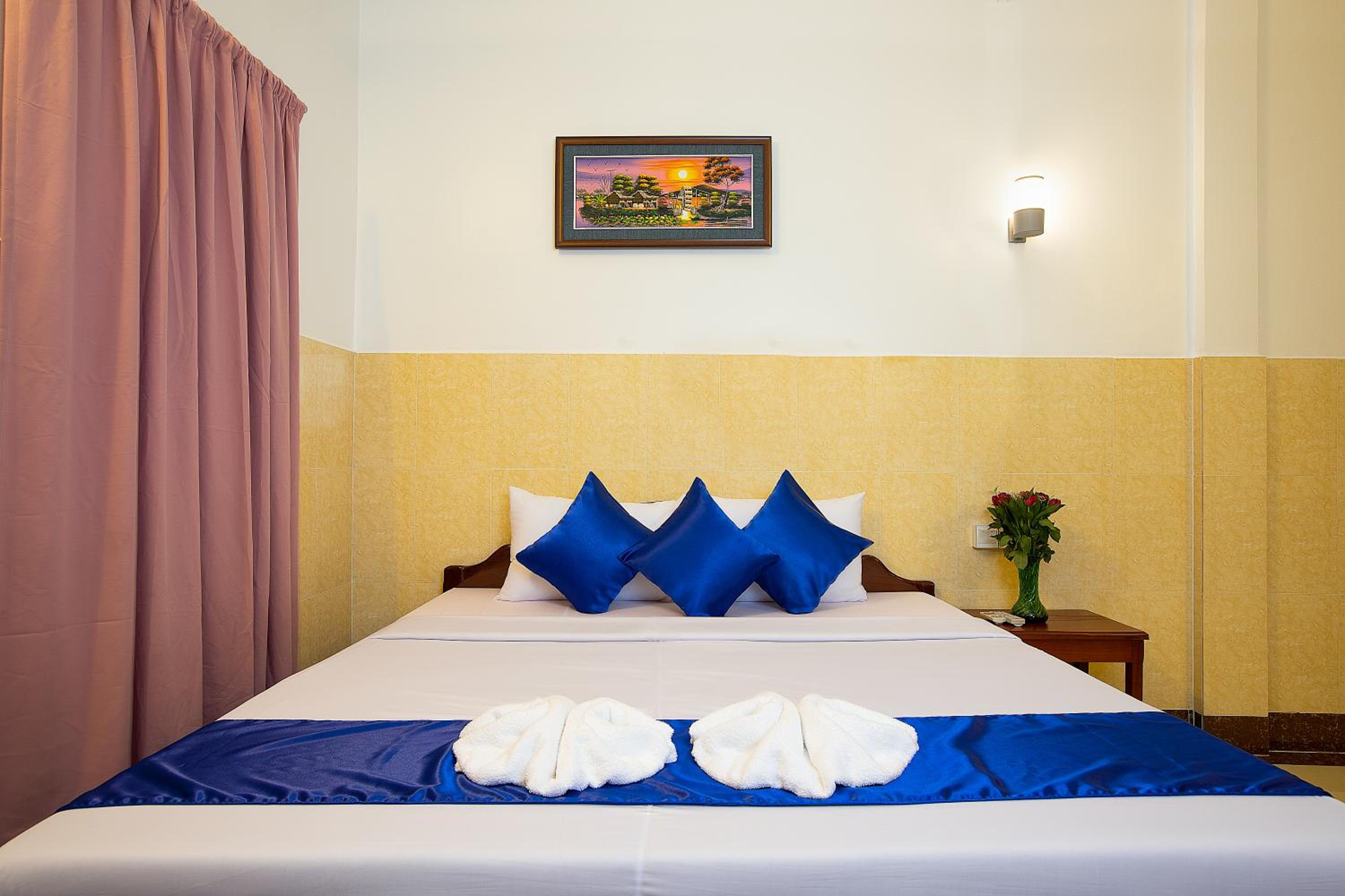 Botoum Hostel