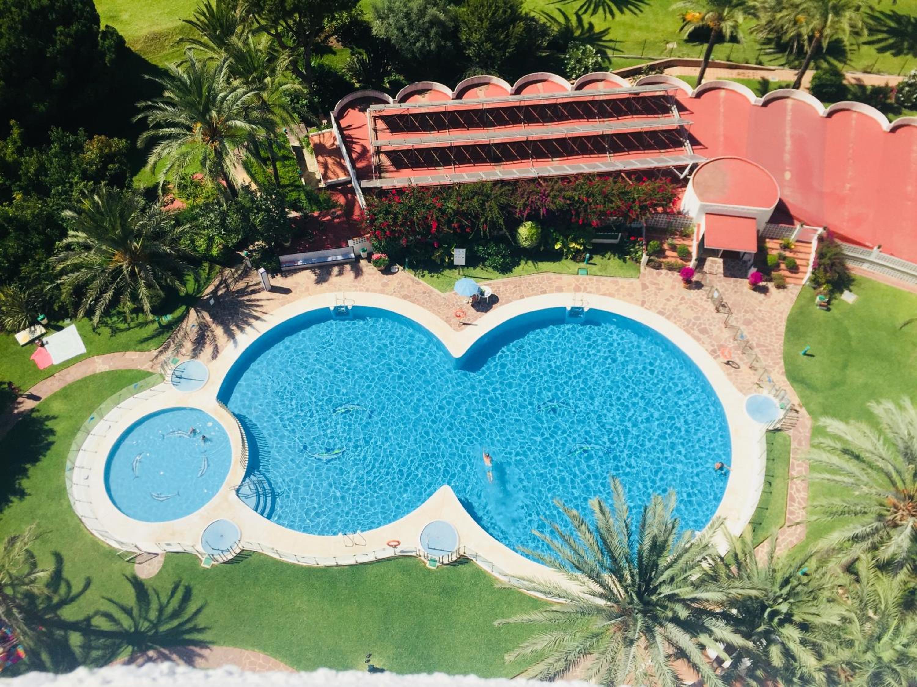 Apartamentos Coronado en Marbella — recepcion & lobby