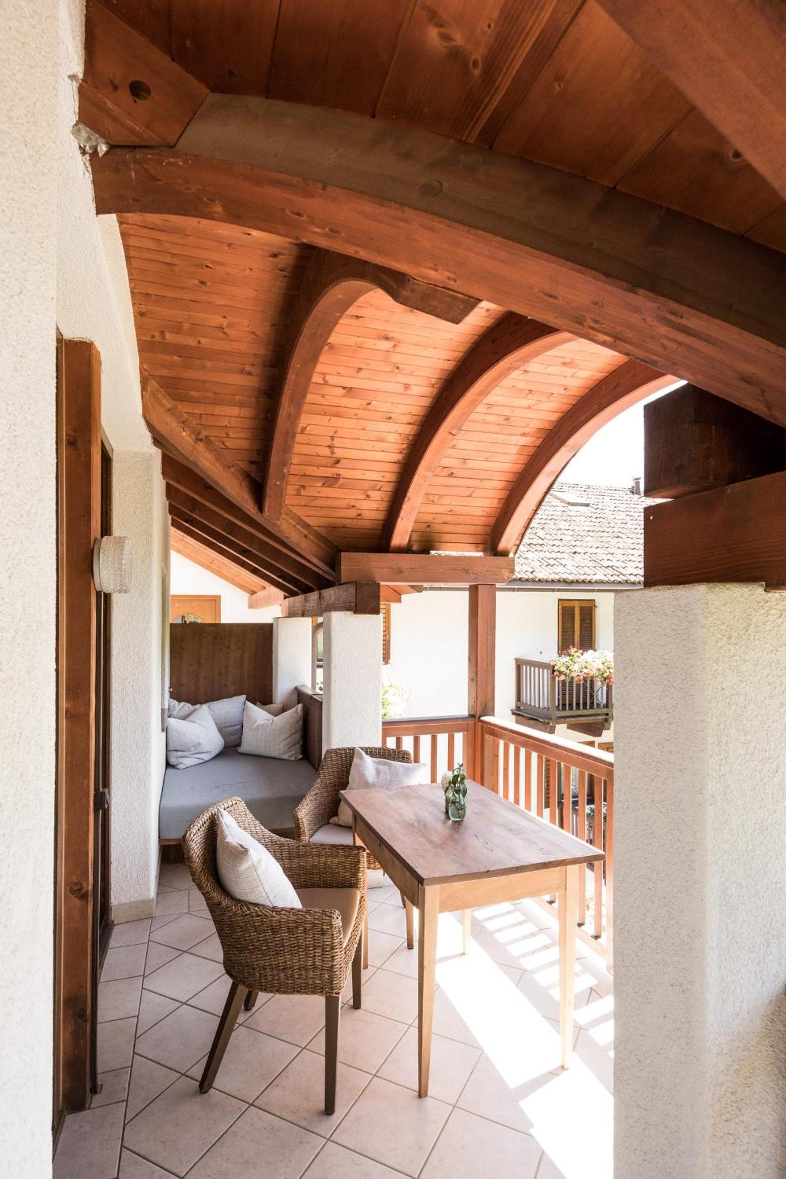 Weingut Weidlhof - Suite & Breakfast - Vacation for wine lovers view 5