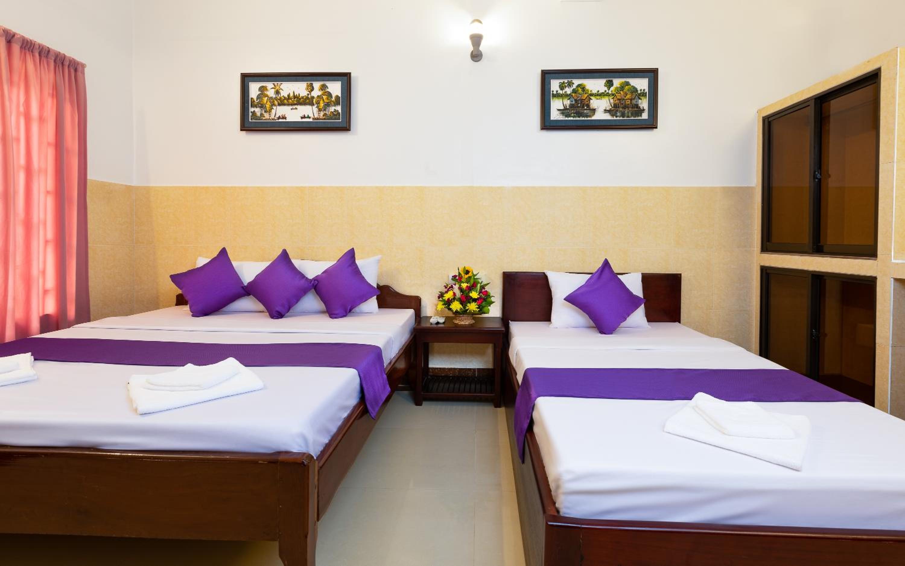 Botoum Hostel