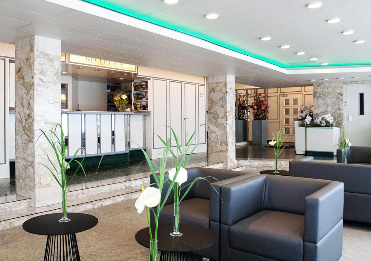 hotel reception