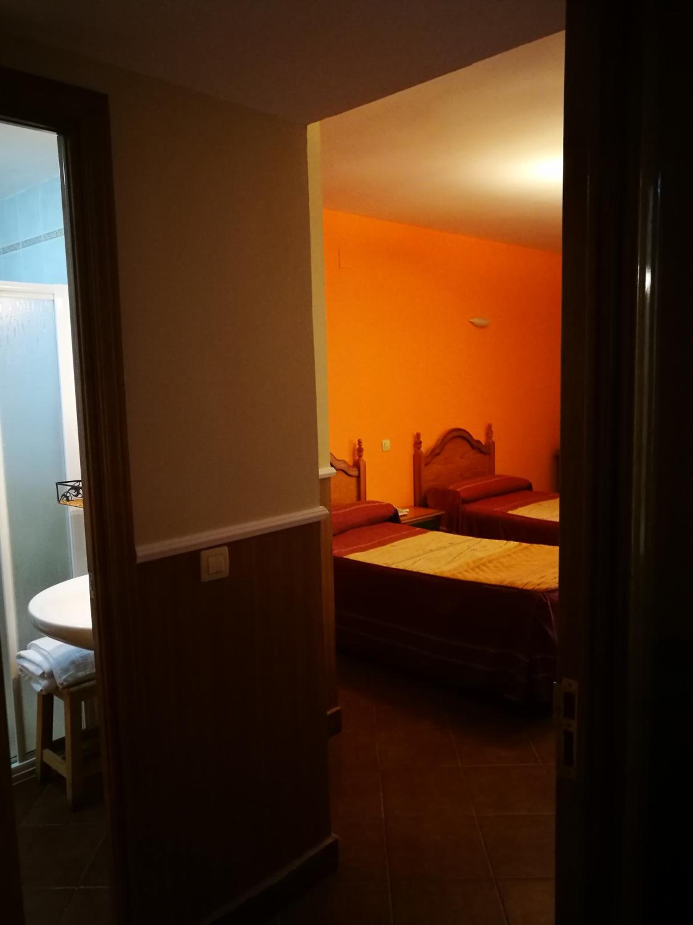 Hostal Hueso