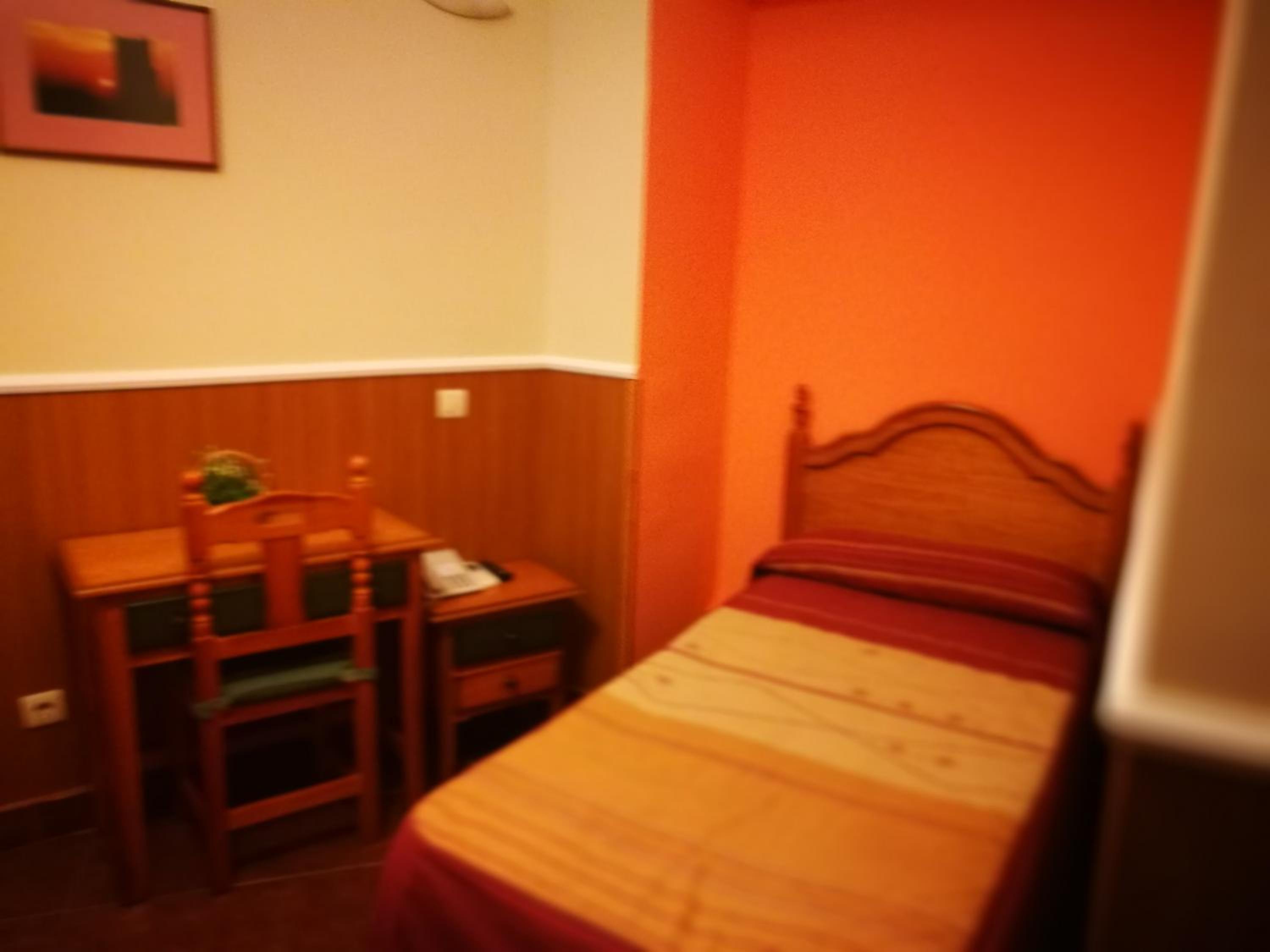 Hostal Hueso