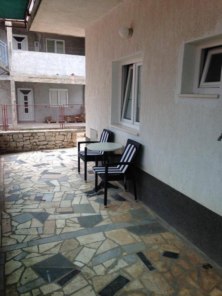 Apartments Majić