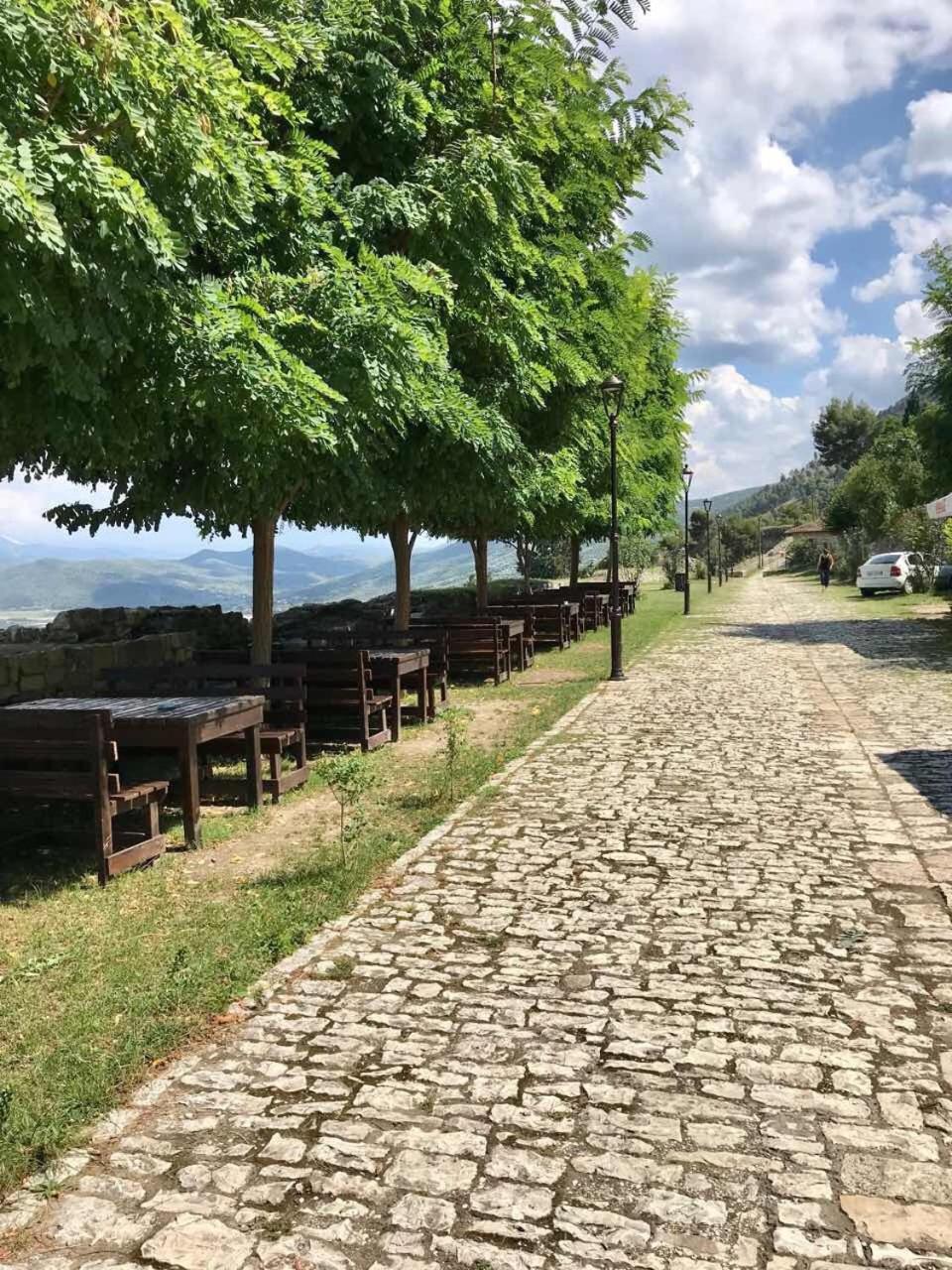 Guest House Iljesa