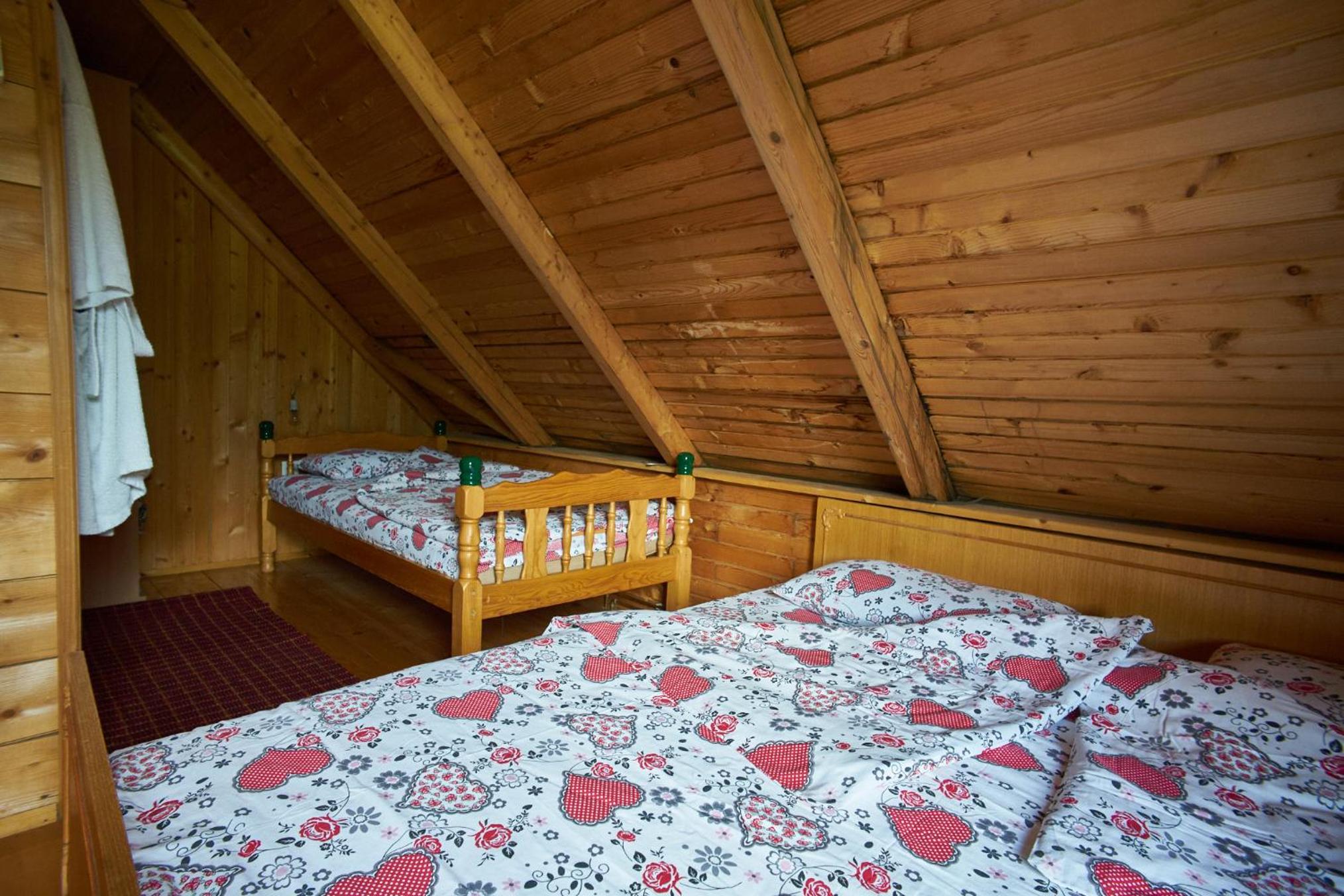Cottage Walnut view 4
