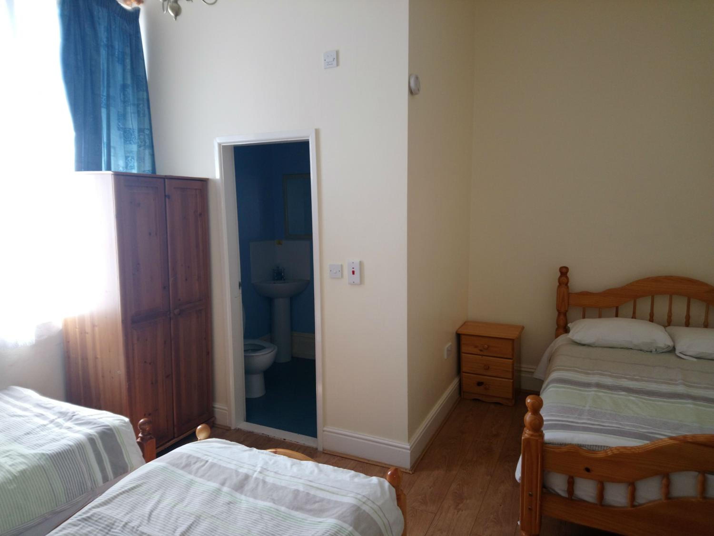 Leicester Vacations - Grafton House - Property Image 34