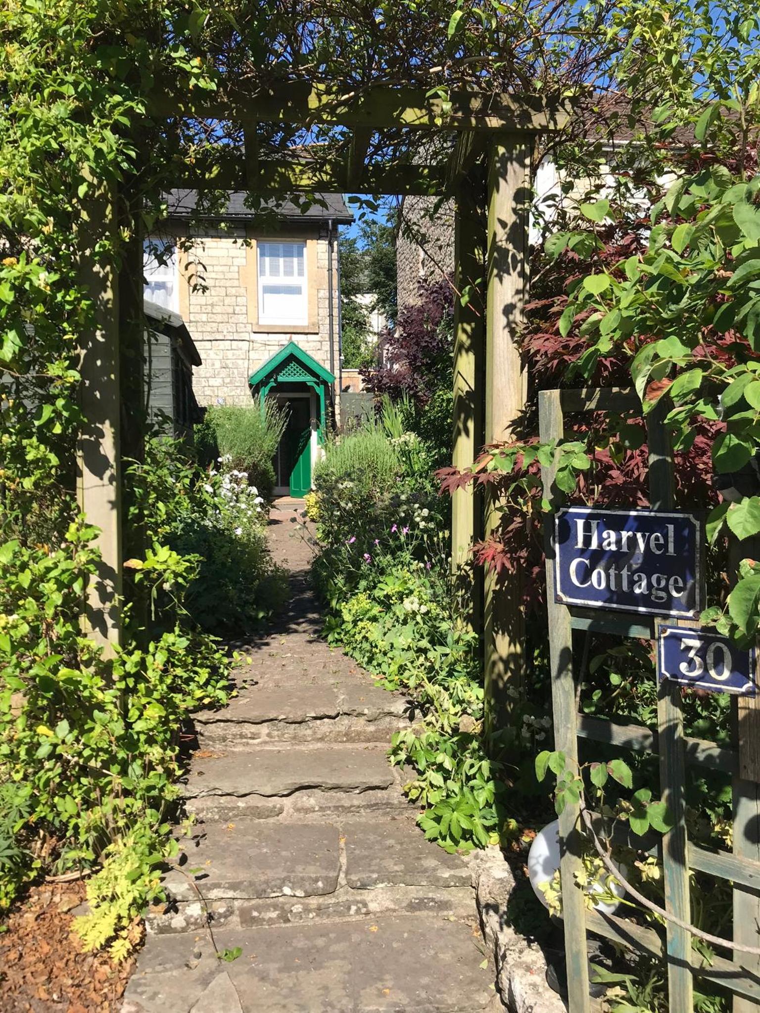 Harvel Cottage view 3