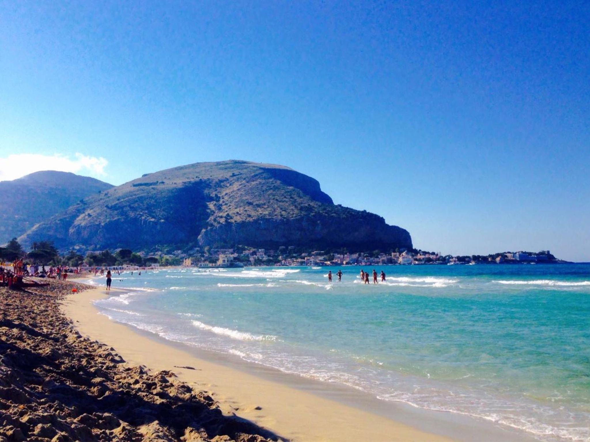 Beach House Mondello view 3
