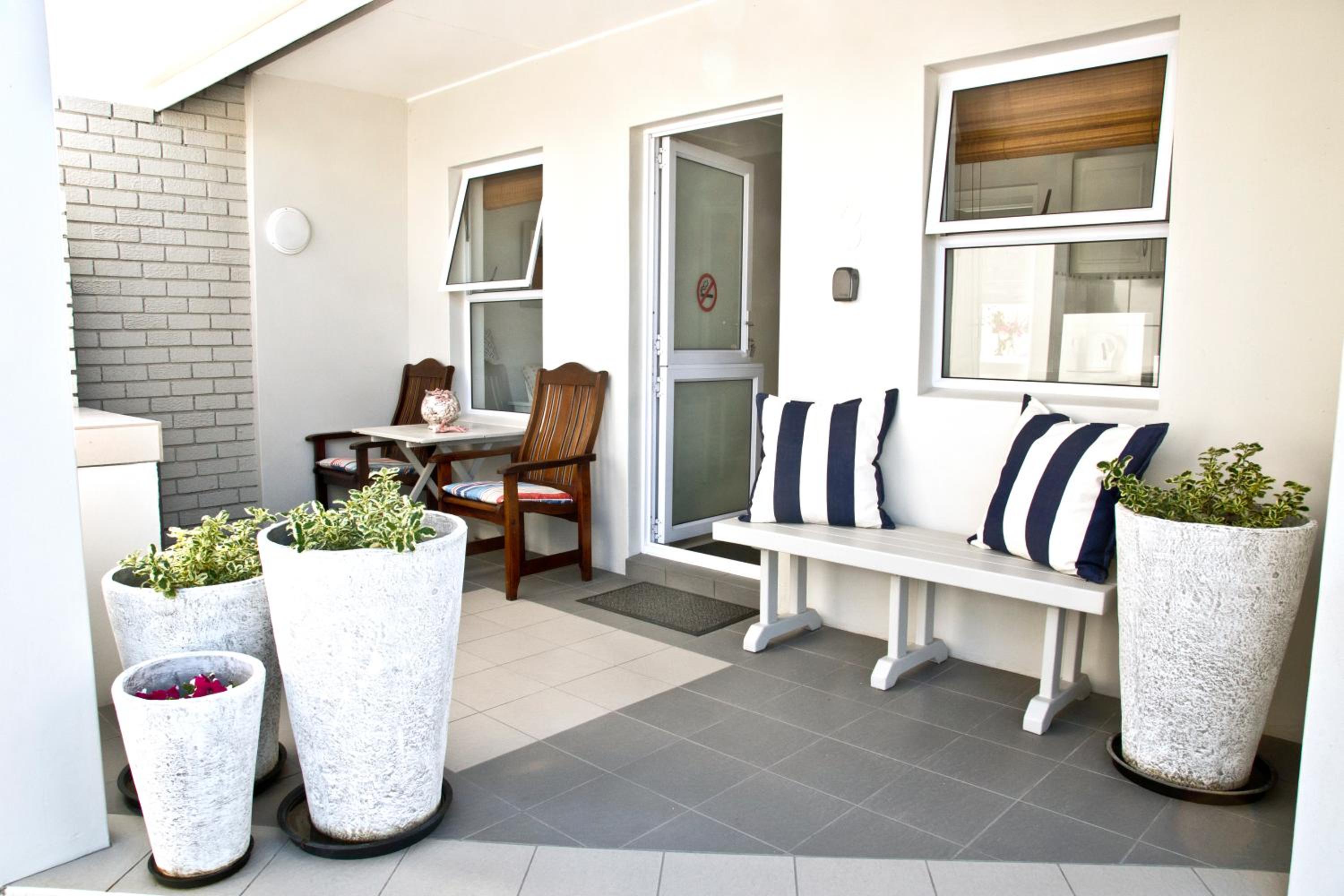 South Point Guest Lodge