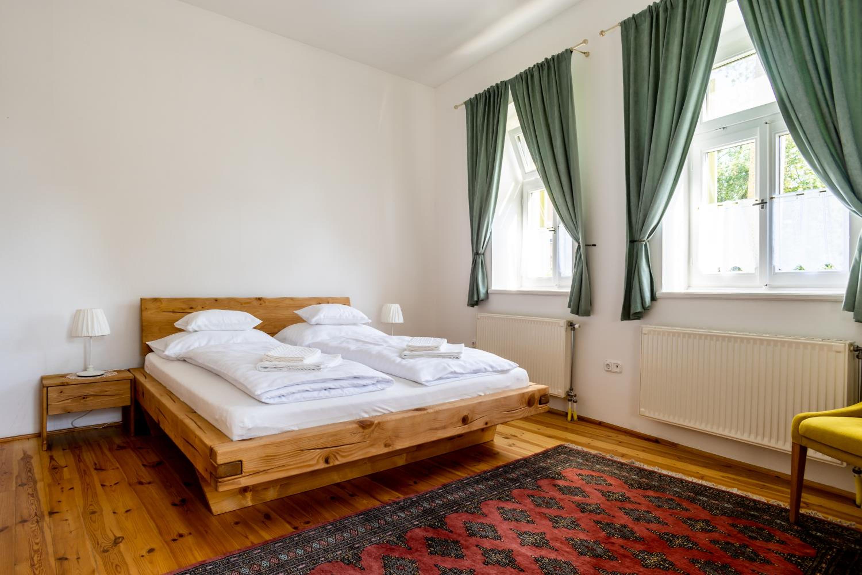 Vaj Bisztró és Vendégház view 3