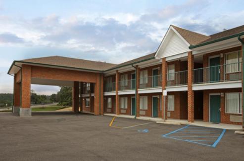 America's Inn - Leeds - Property Image 11