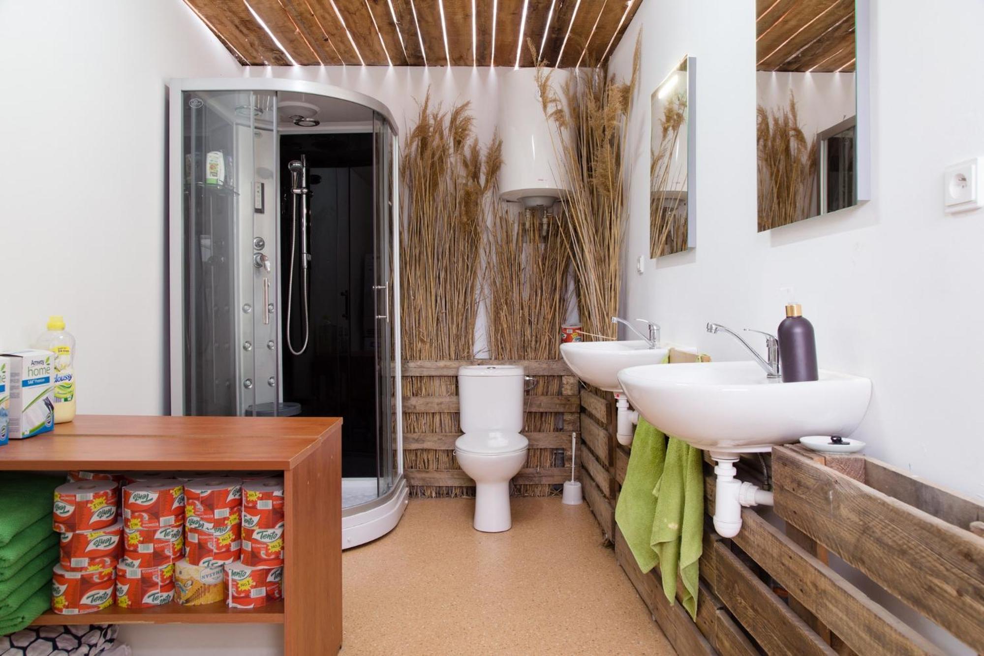 Rastlinky.sk Greenhouse Guestrooms