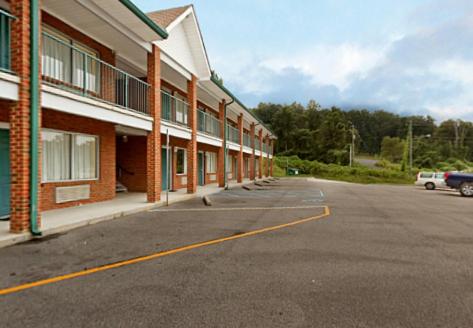 America's Inn - Leeds - Property Image 6