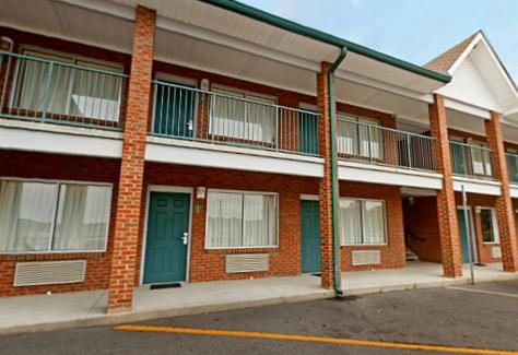 America's Inn - Leeds - Property Image 4