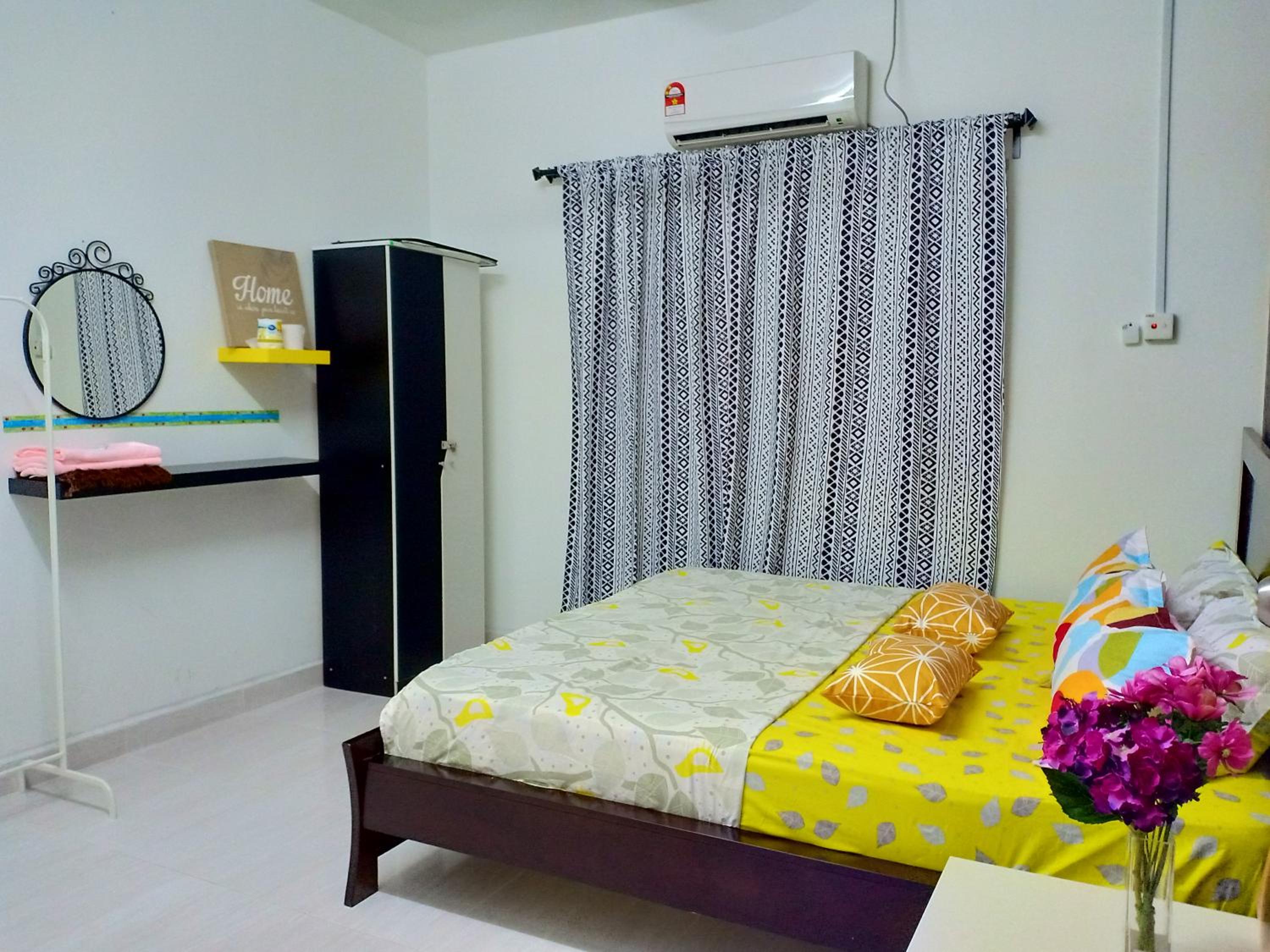 Casa Inderaloka Pantai Batu Buruk photo 4