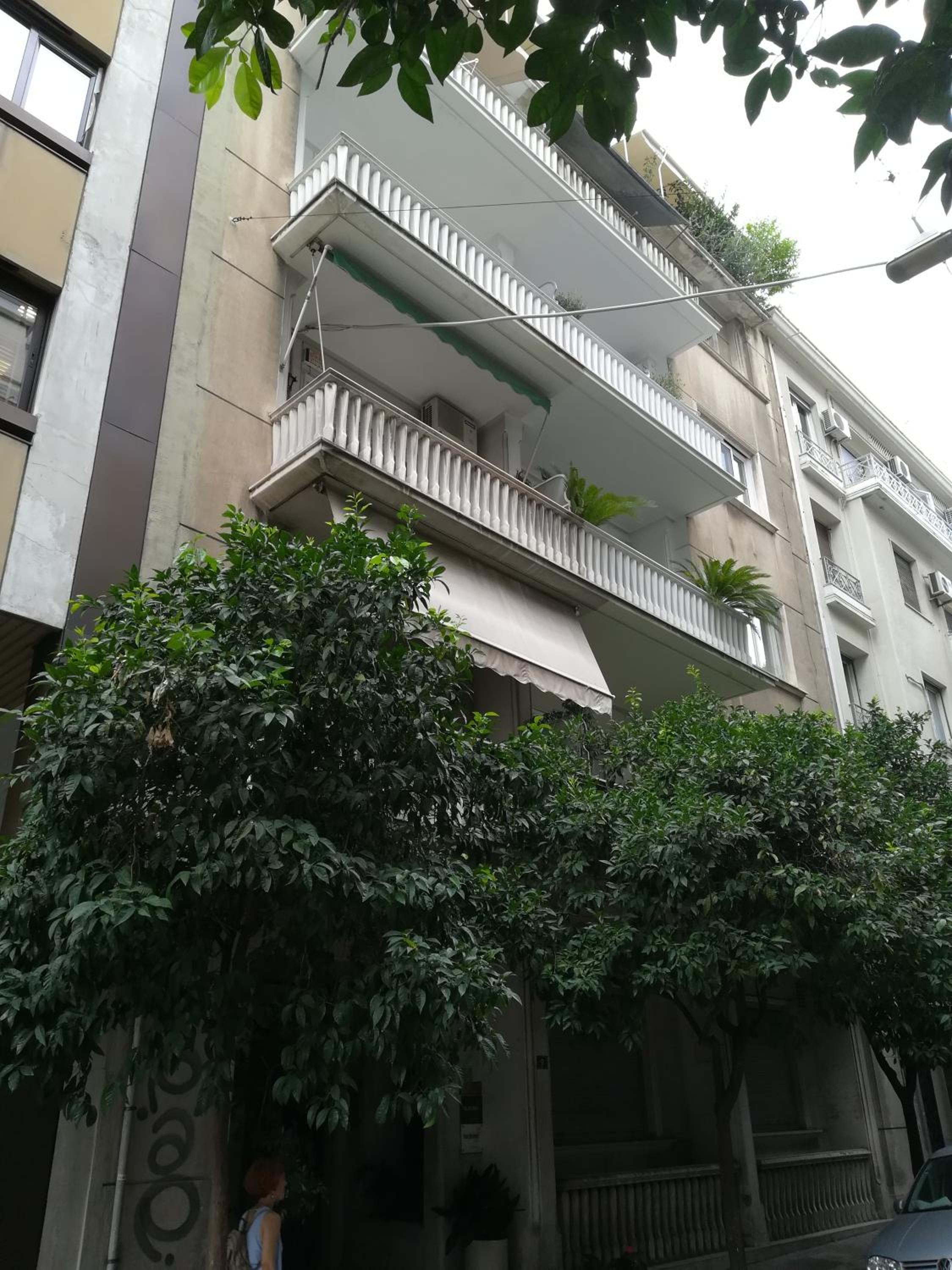 Vintage apartment KOLONAKI