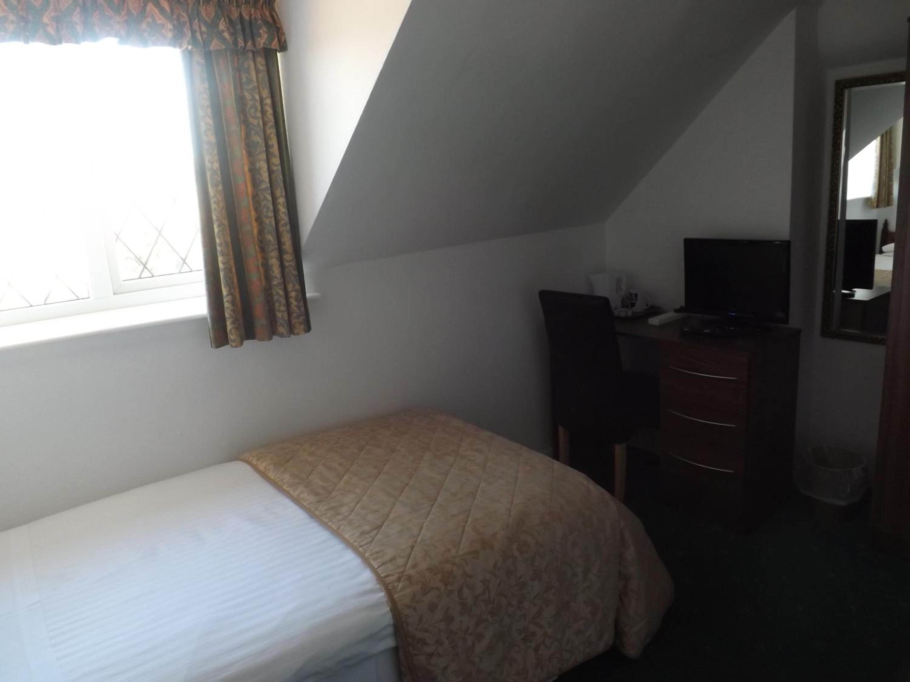 Ashleigh House view 3