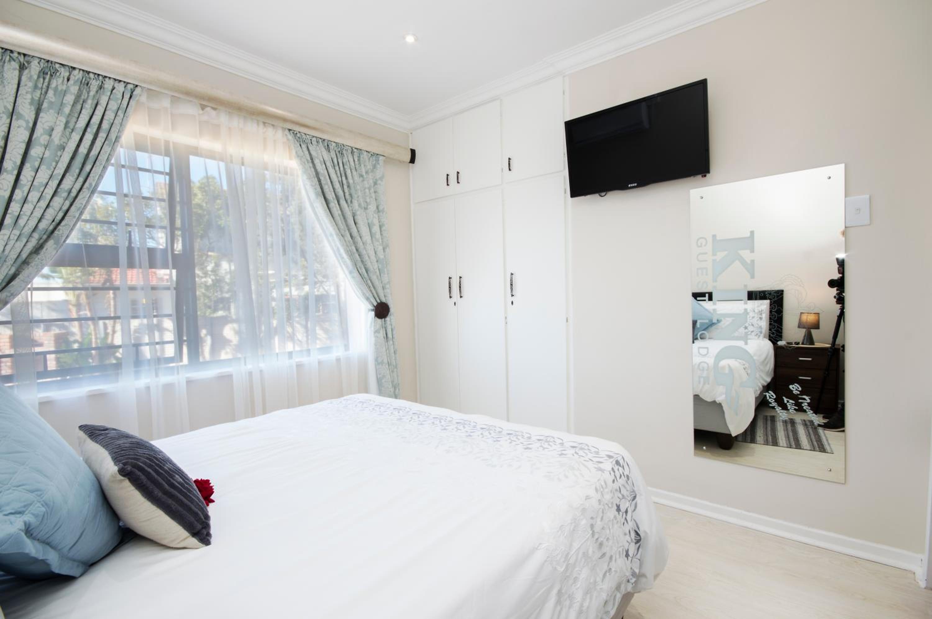 King Guest Lodge