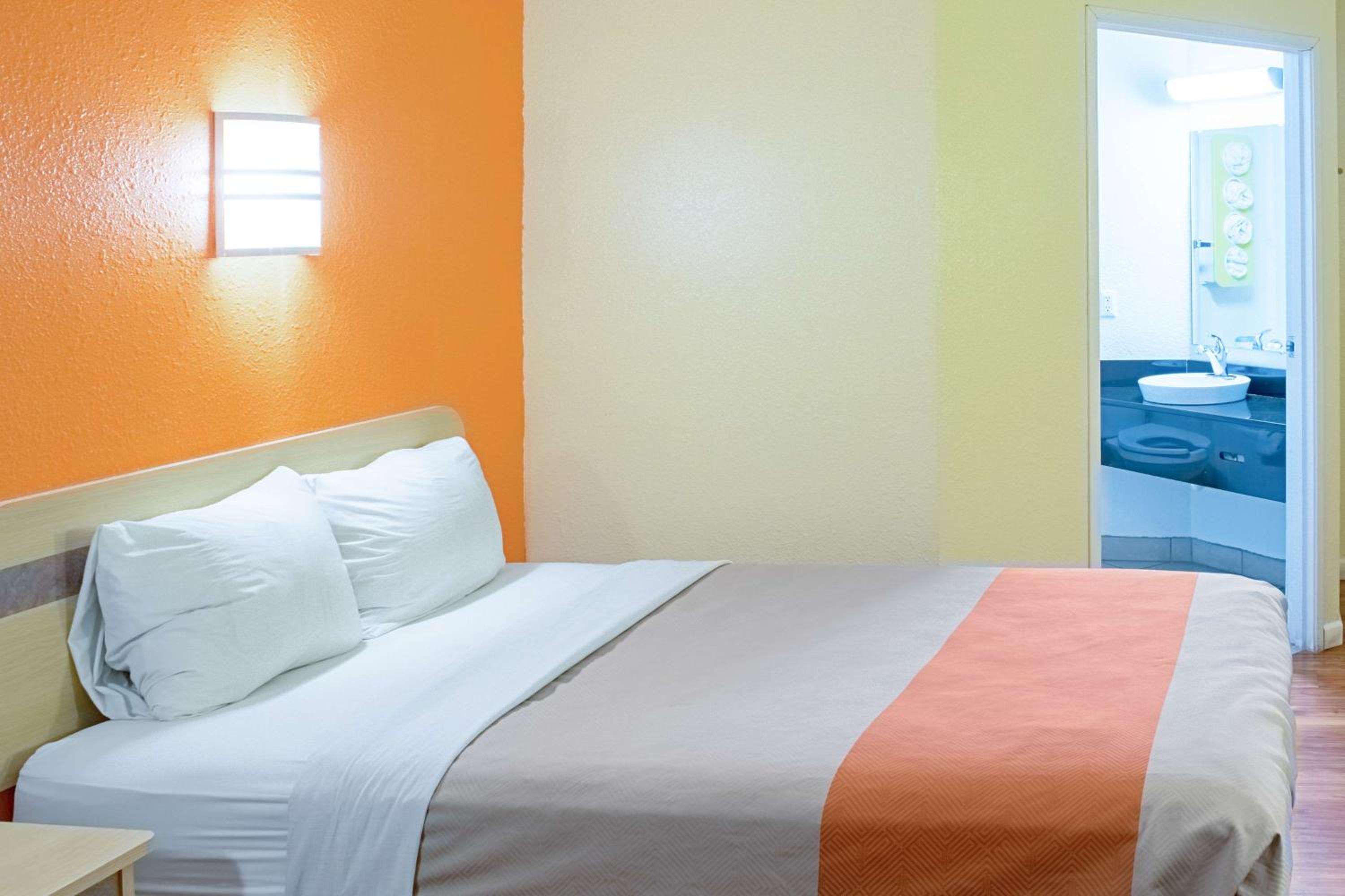Seymour Vacations - Motel 6-Seymour, IN - North - Property Image 26