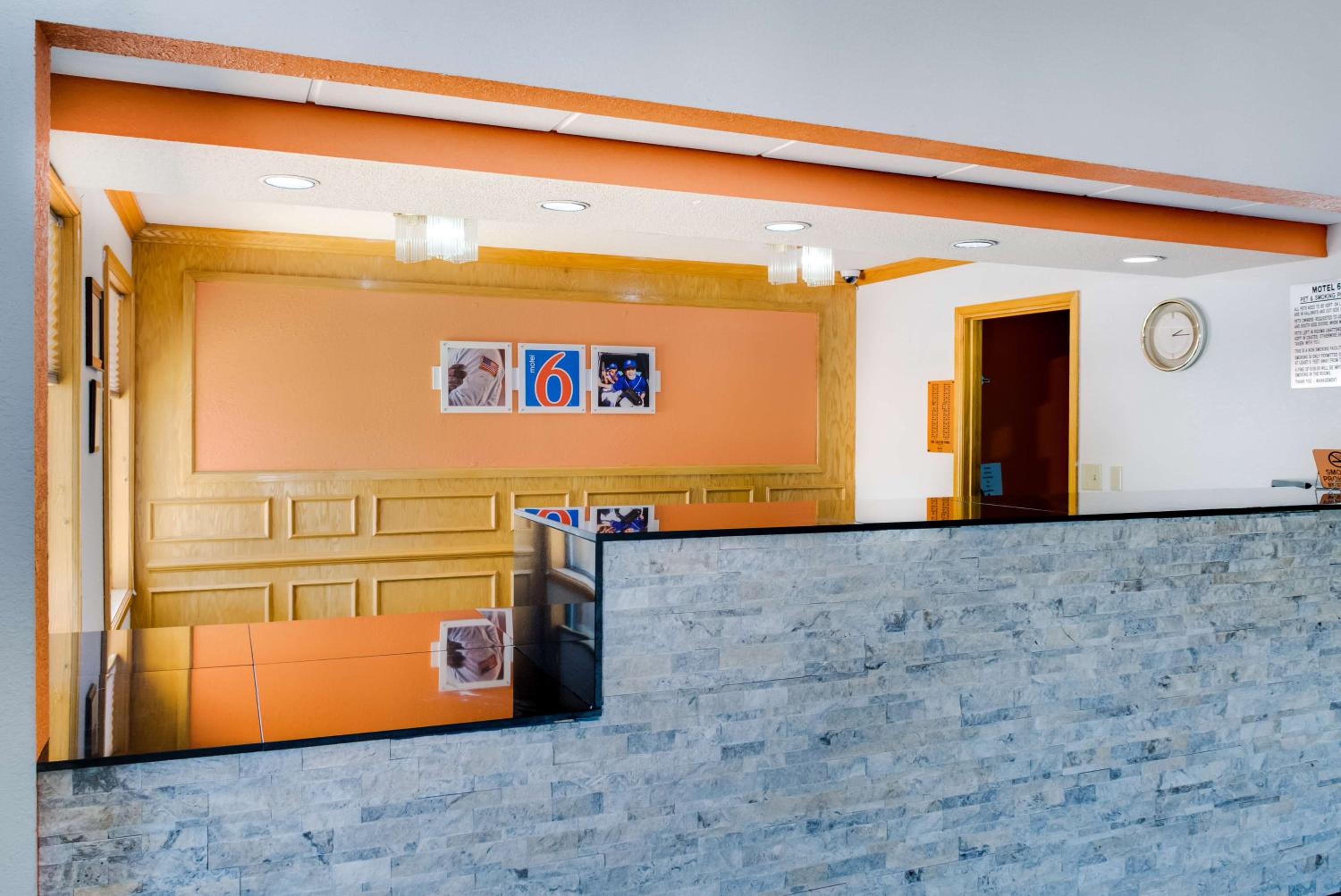 Richmond Vacations - Motel 6-Richmond, IN - Property Image 5