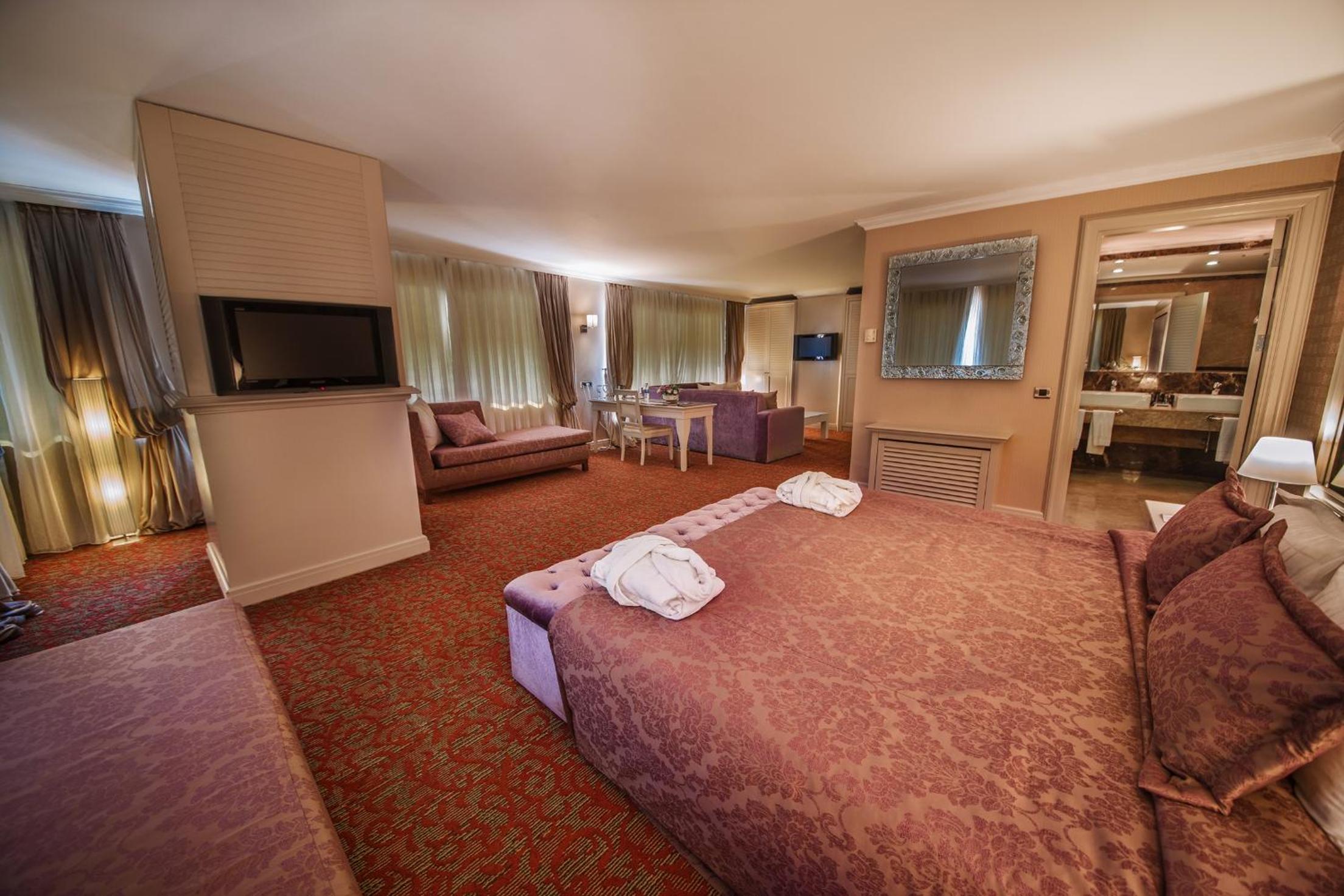 Dream Hill Business Deluxe Hotel Asia - Image 59