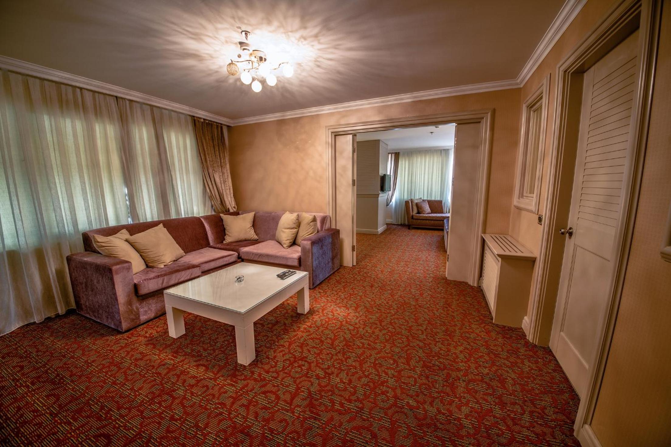 Dream Hill Business Deluxe Hotel Asia - Image 54