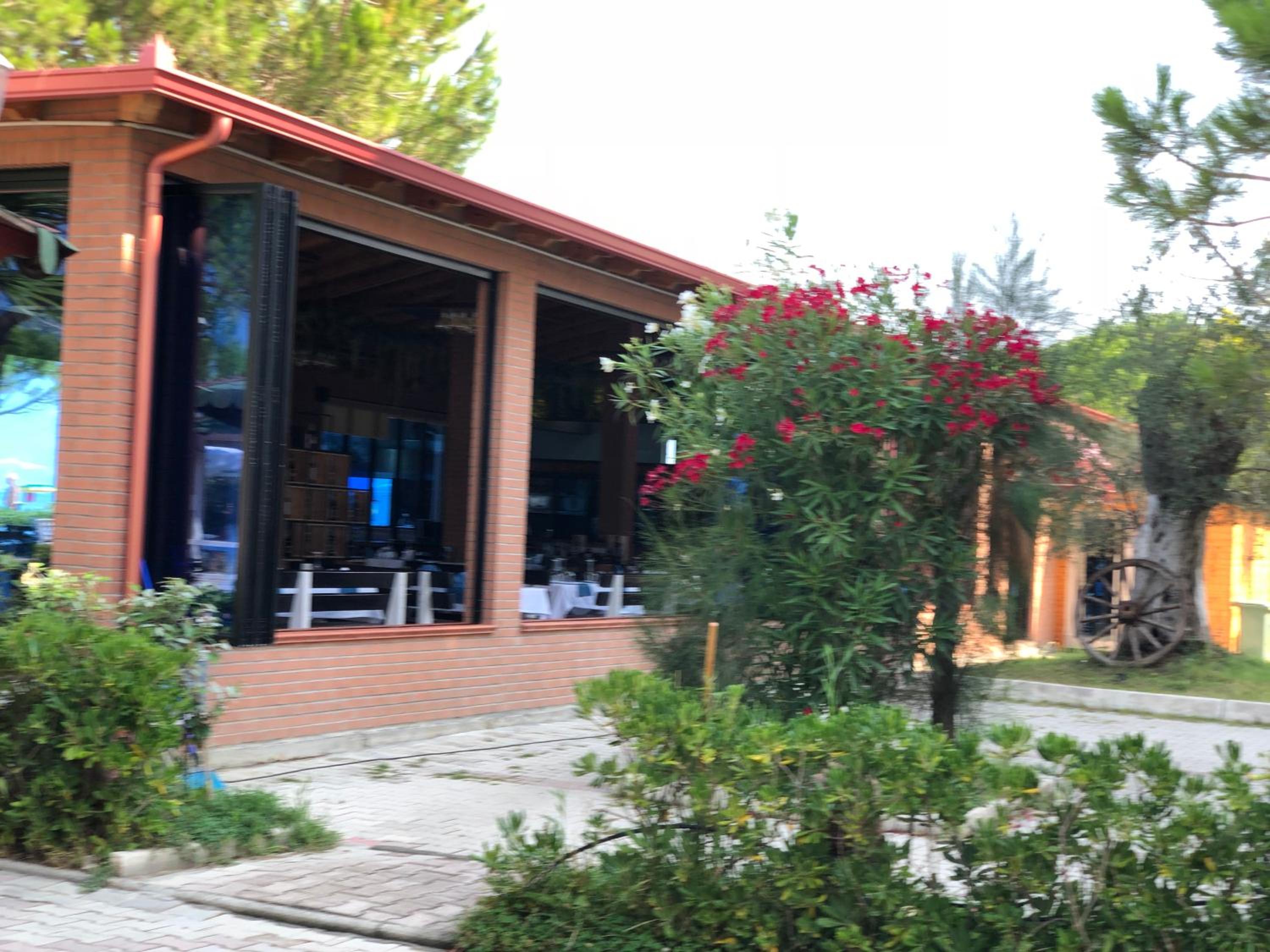 Bellavista Qerret Apartments