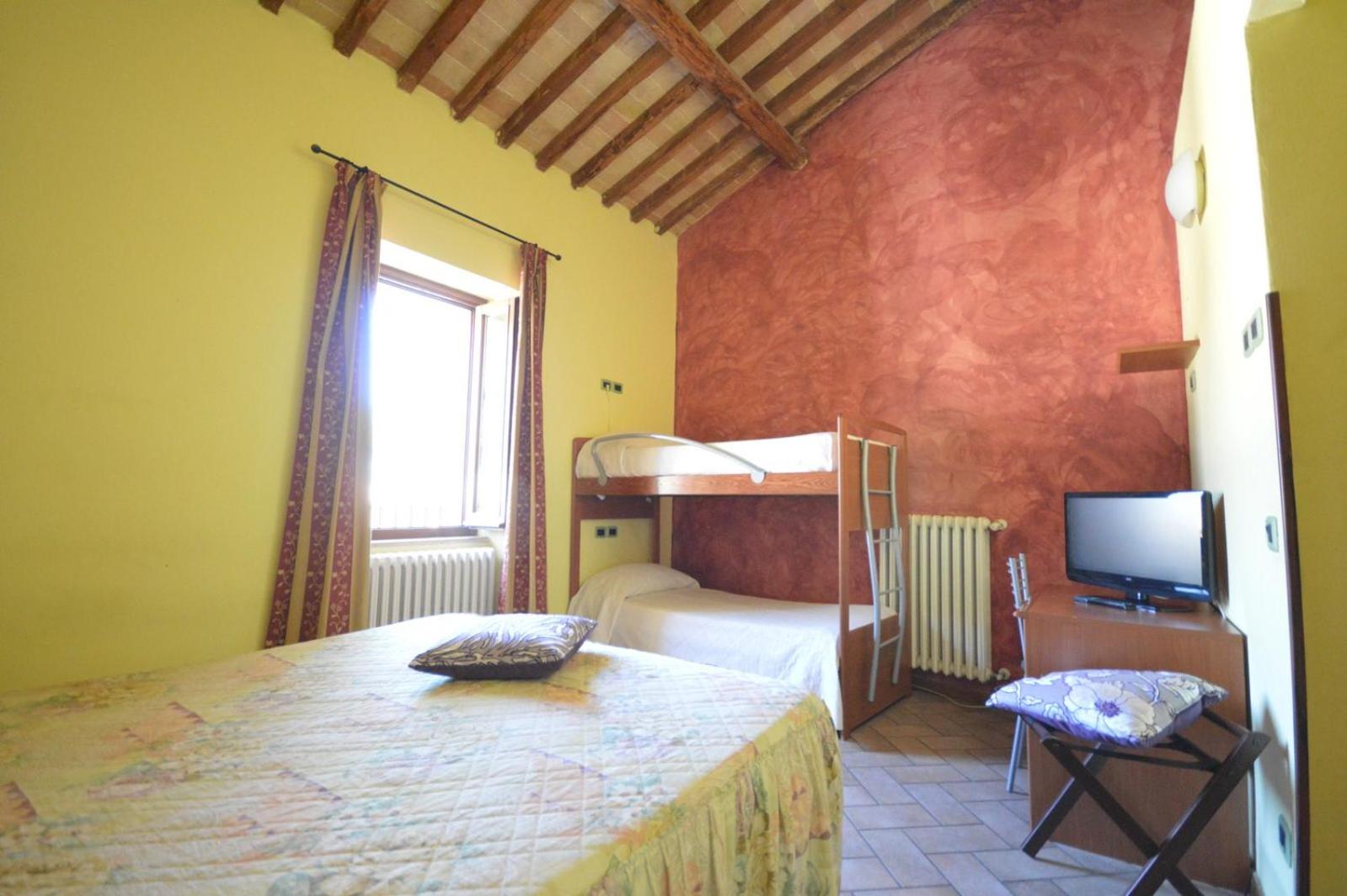 Ostello Villa Redenta view 5