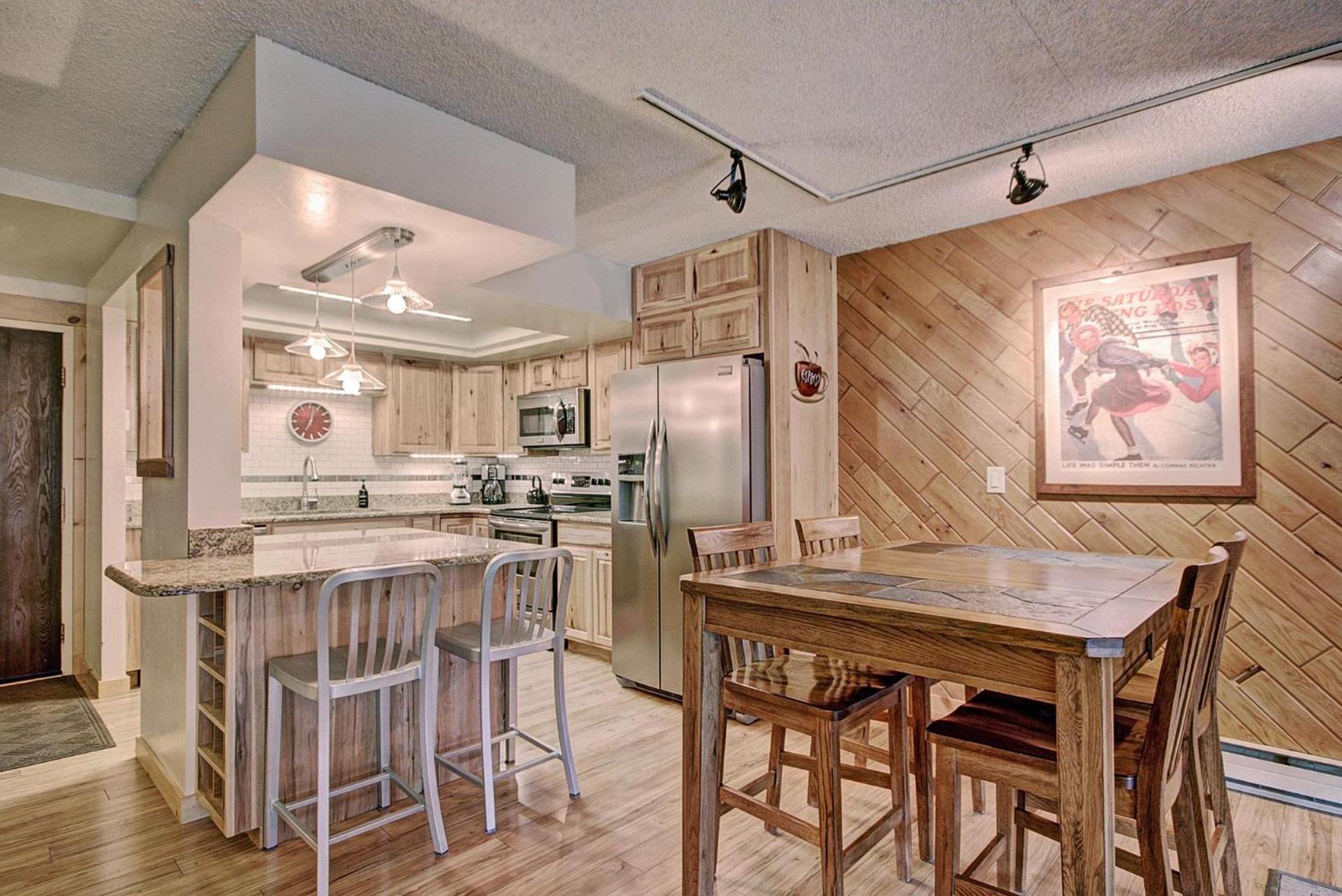 Pet-friendly Very Spacious Condo - BE108 view 3
