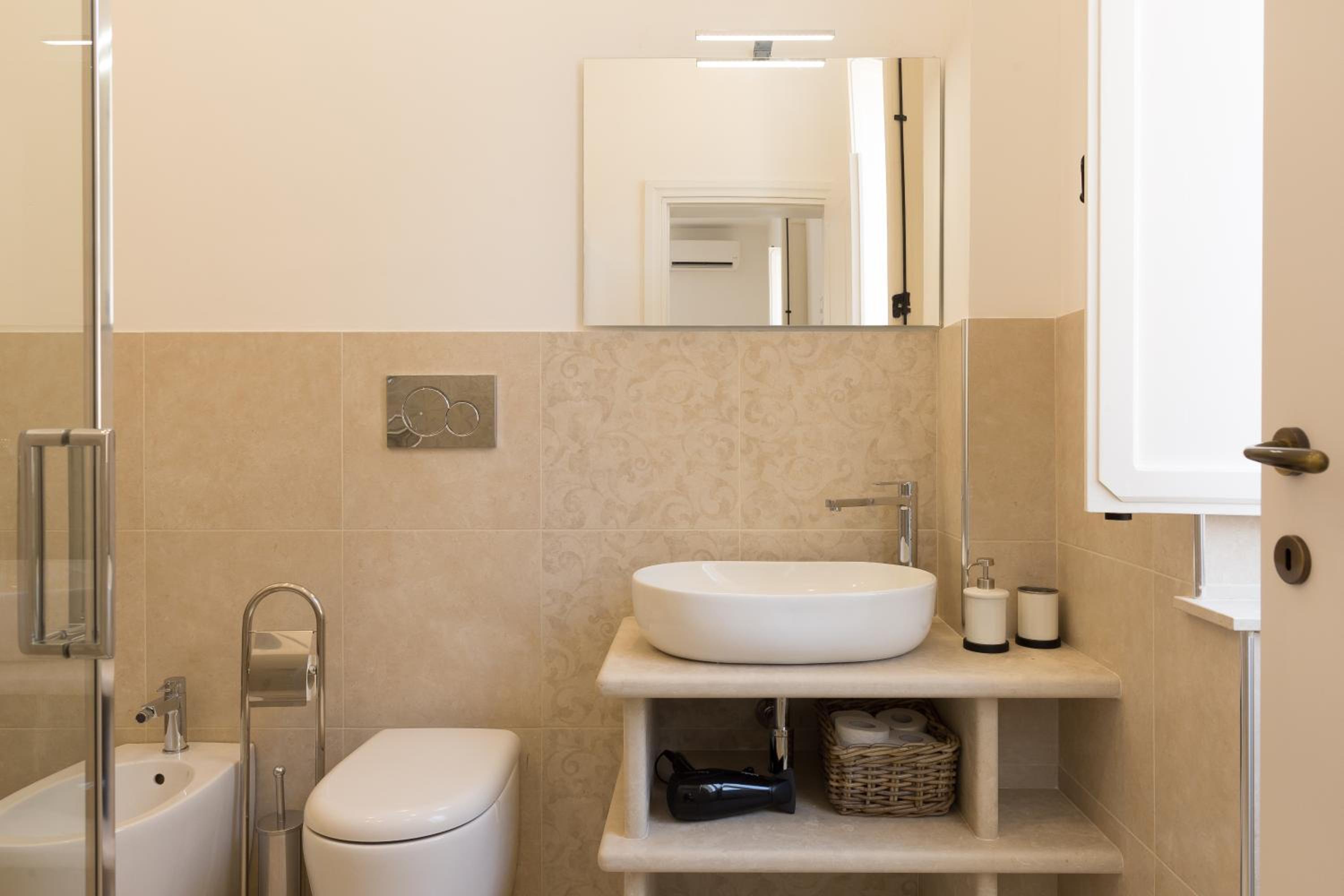 Central Apartments photo 3