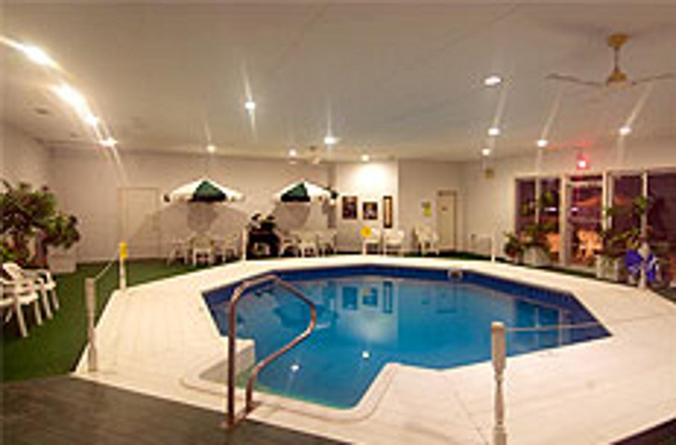 Colonel Williams Resort and Suites