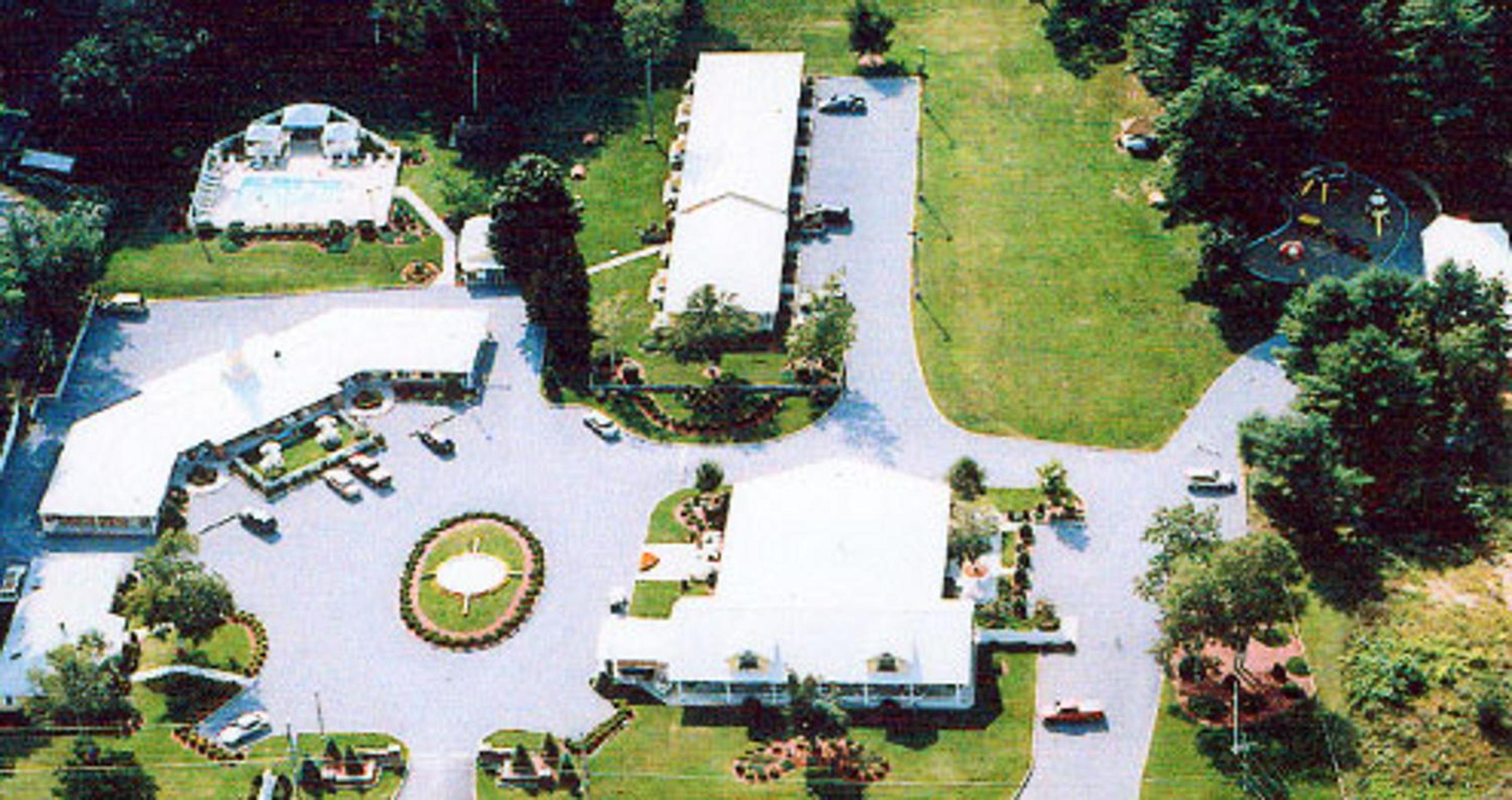 Colonel Williams Resort and Suites